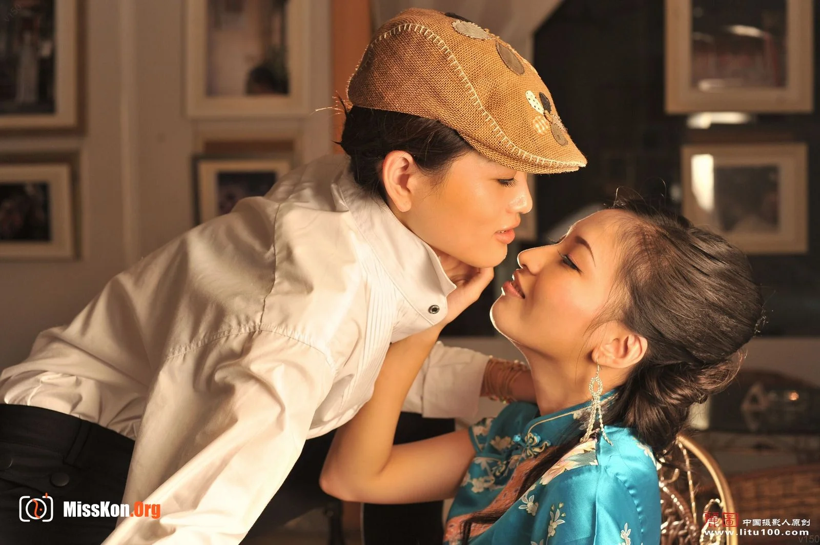 Dana & Purple Fox (2009-10-20) - Photo 10