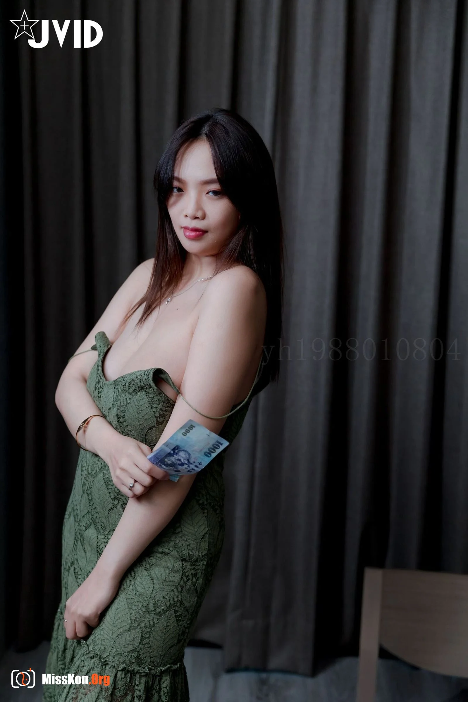 Date the landlady to exchange rent - Photo 7