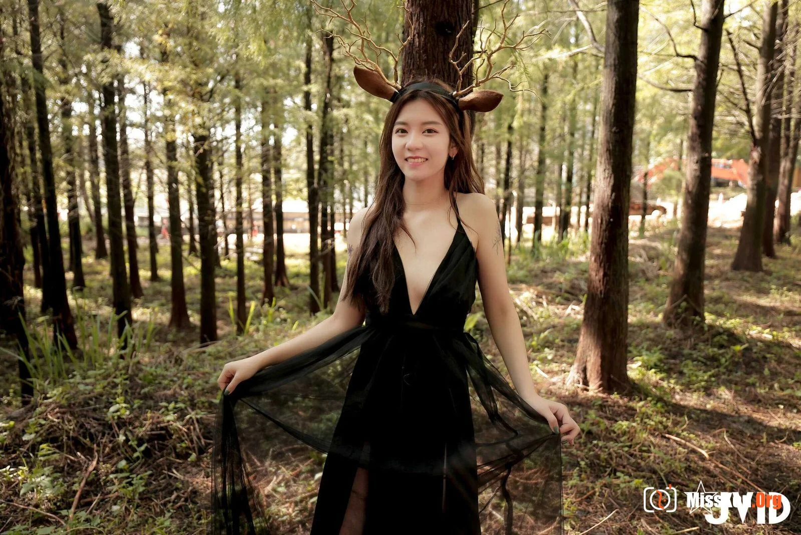 Deer Antler Girl - Photo 11