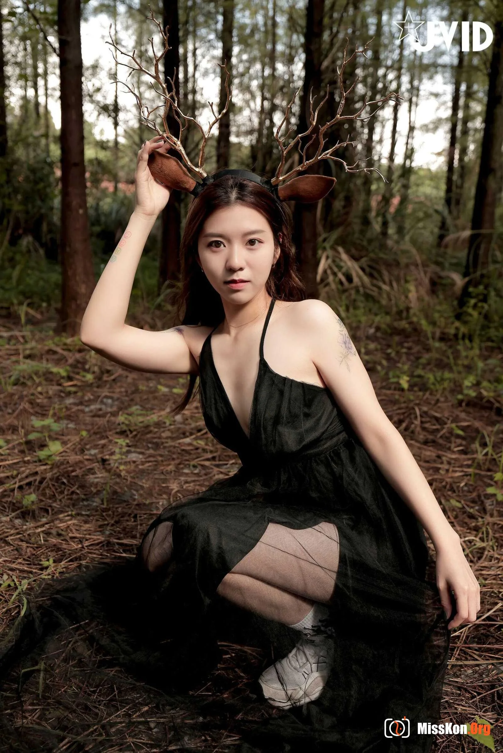 Deer Antler Girl - Photo 17