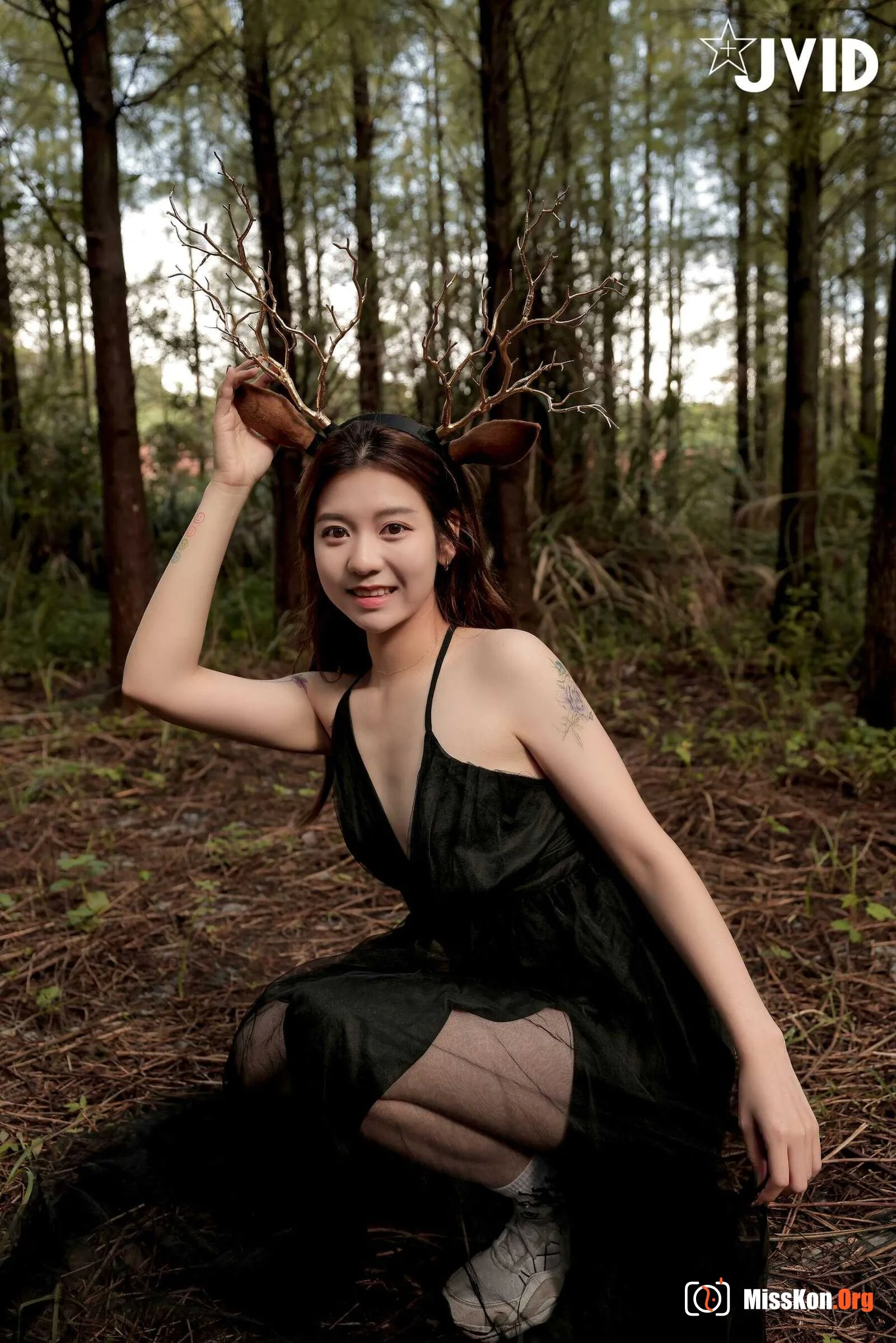 Deer Antler Girl - Photo 18