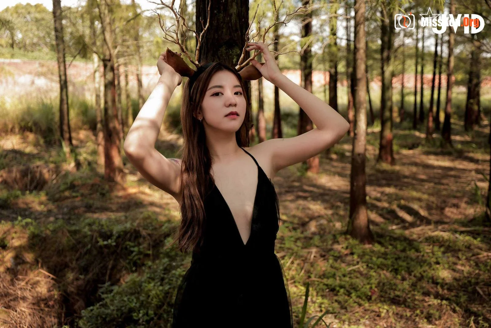 Deer Antler Girl - Photo 4