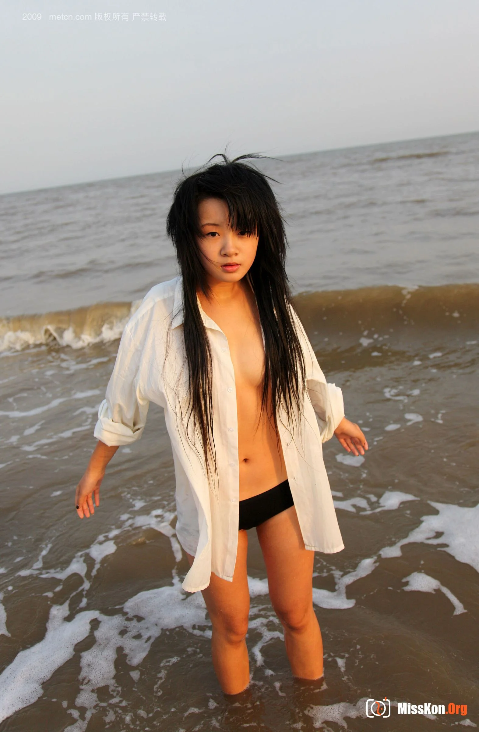 Deng Jing: Beach Girl (2009-12-23) - Photo 12