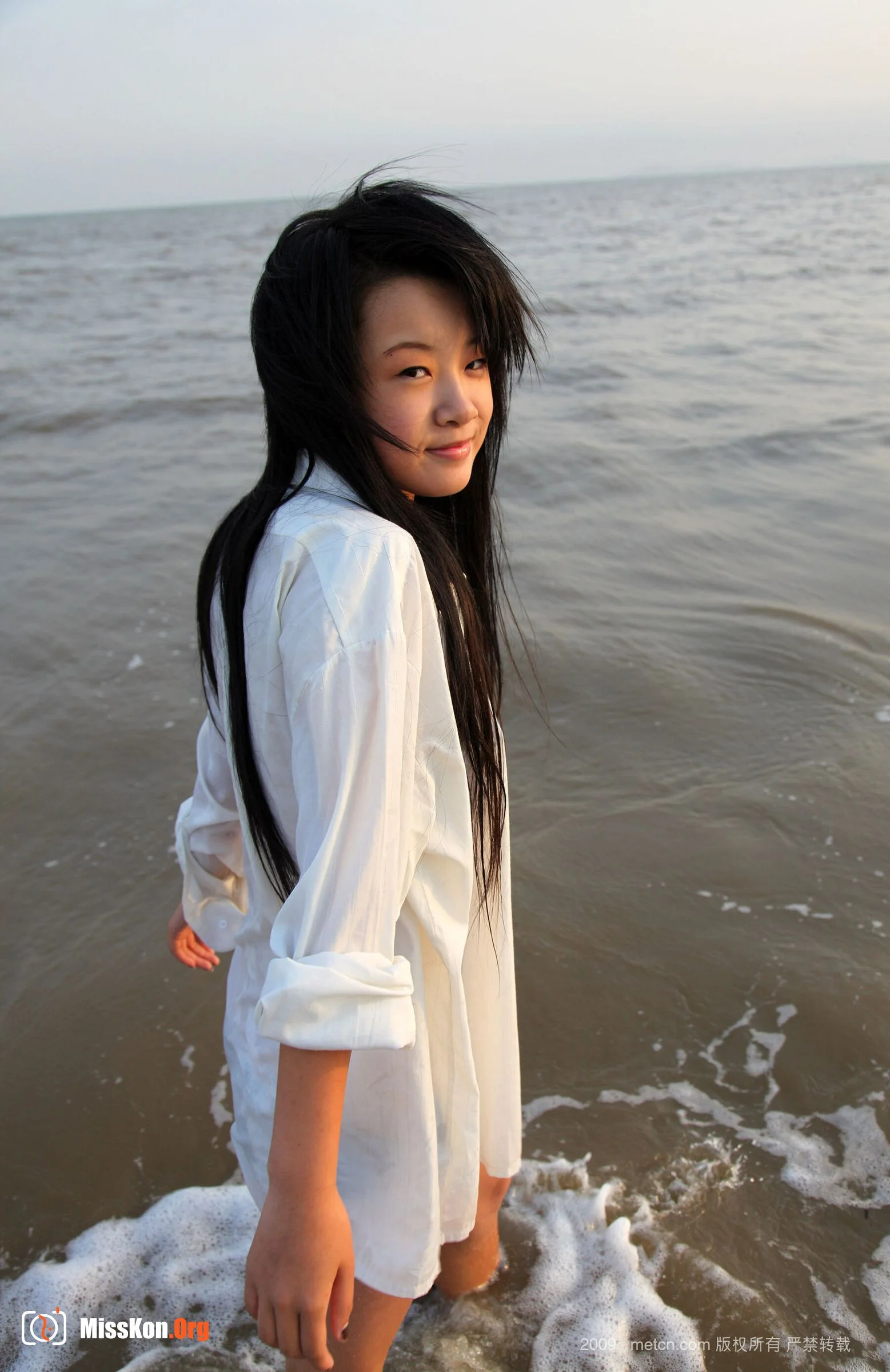 Deng Jing: Beach Girl (2009-12-23) - Photo 15