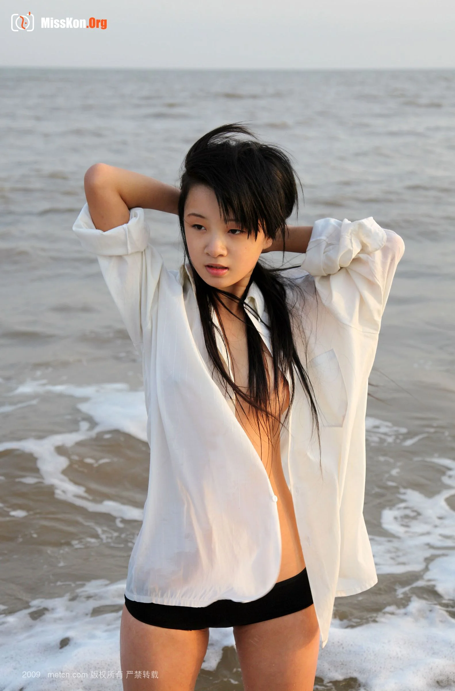Deng Jing: Beach Girl (2009-12-23) - Photo 2