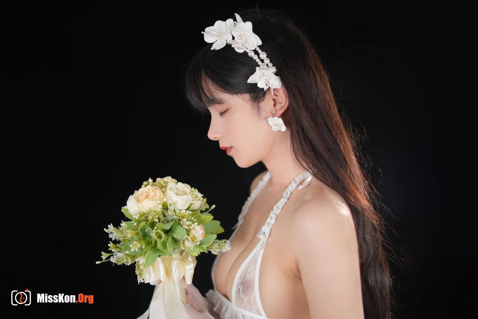 Desire for Flowers - Photo 2