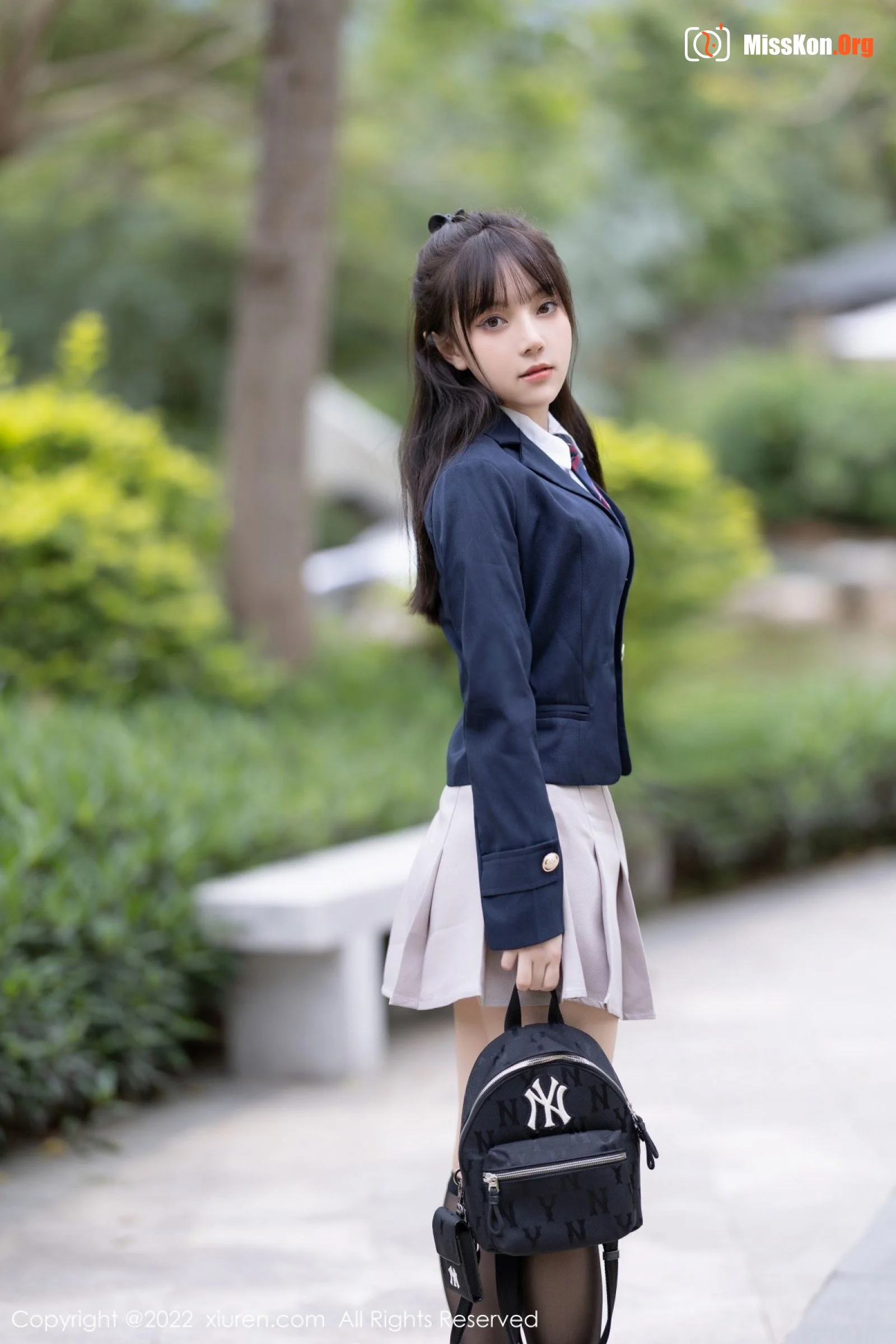 Dou Banjiang - Photo 4