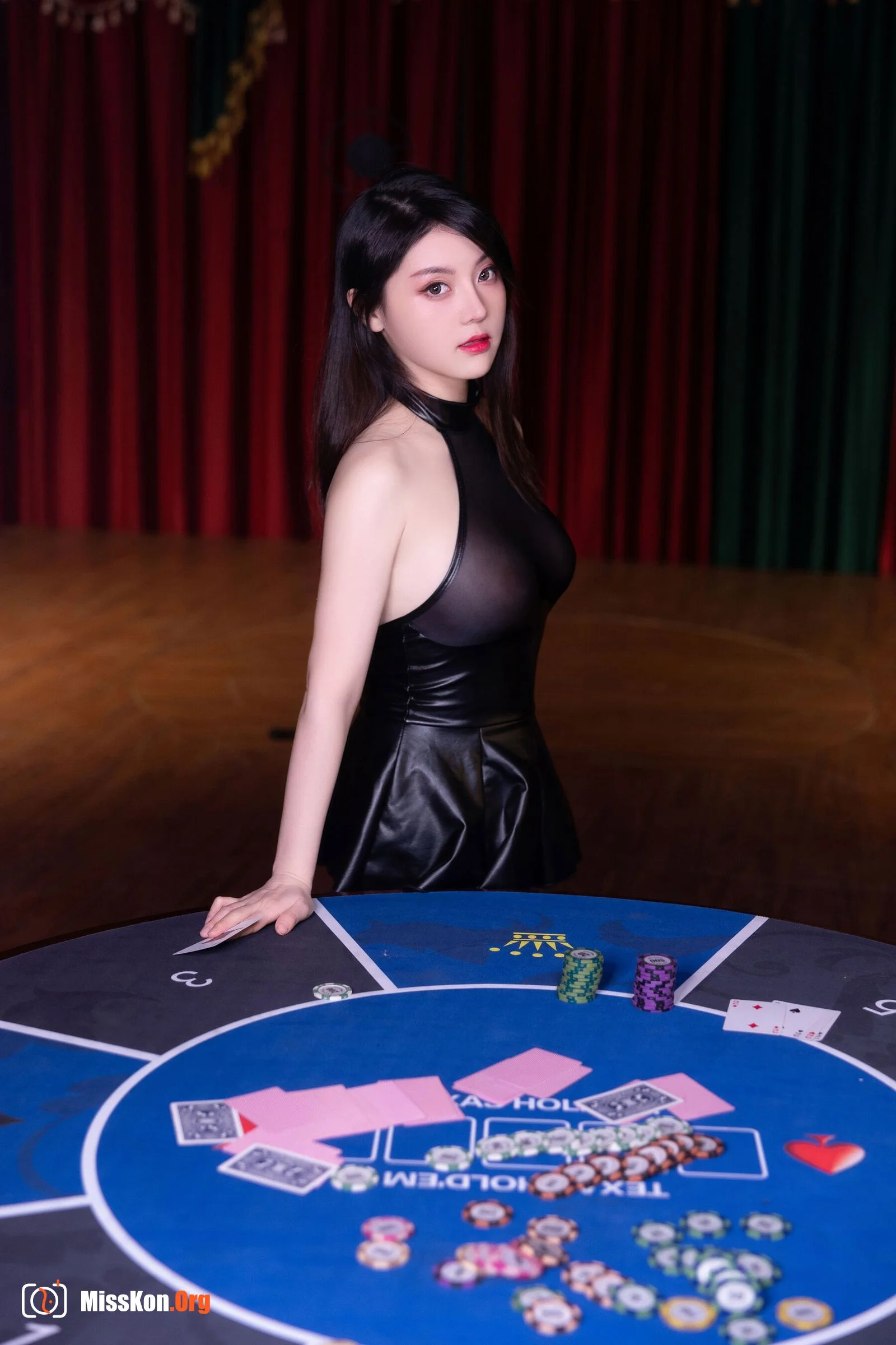 Dou Banjiang: Casino - Photo 10