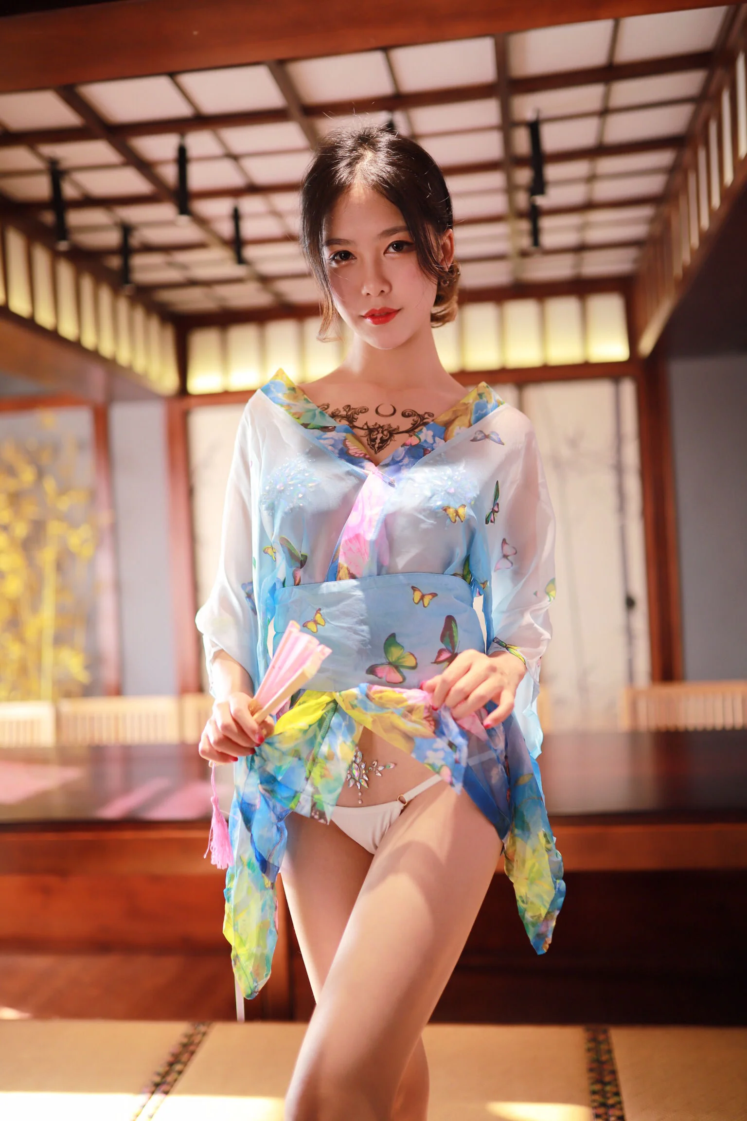 Douniang Lishi: Aqua Kimono