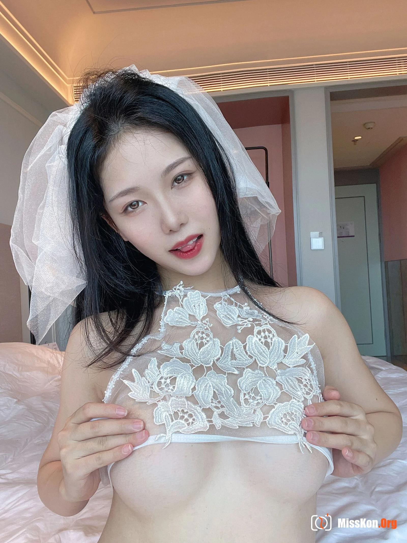 Douniang Lishi: Custom wedding dress - Photo 5