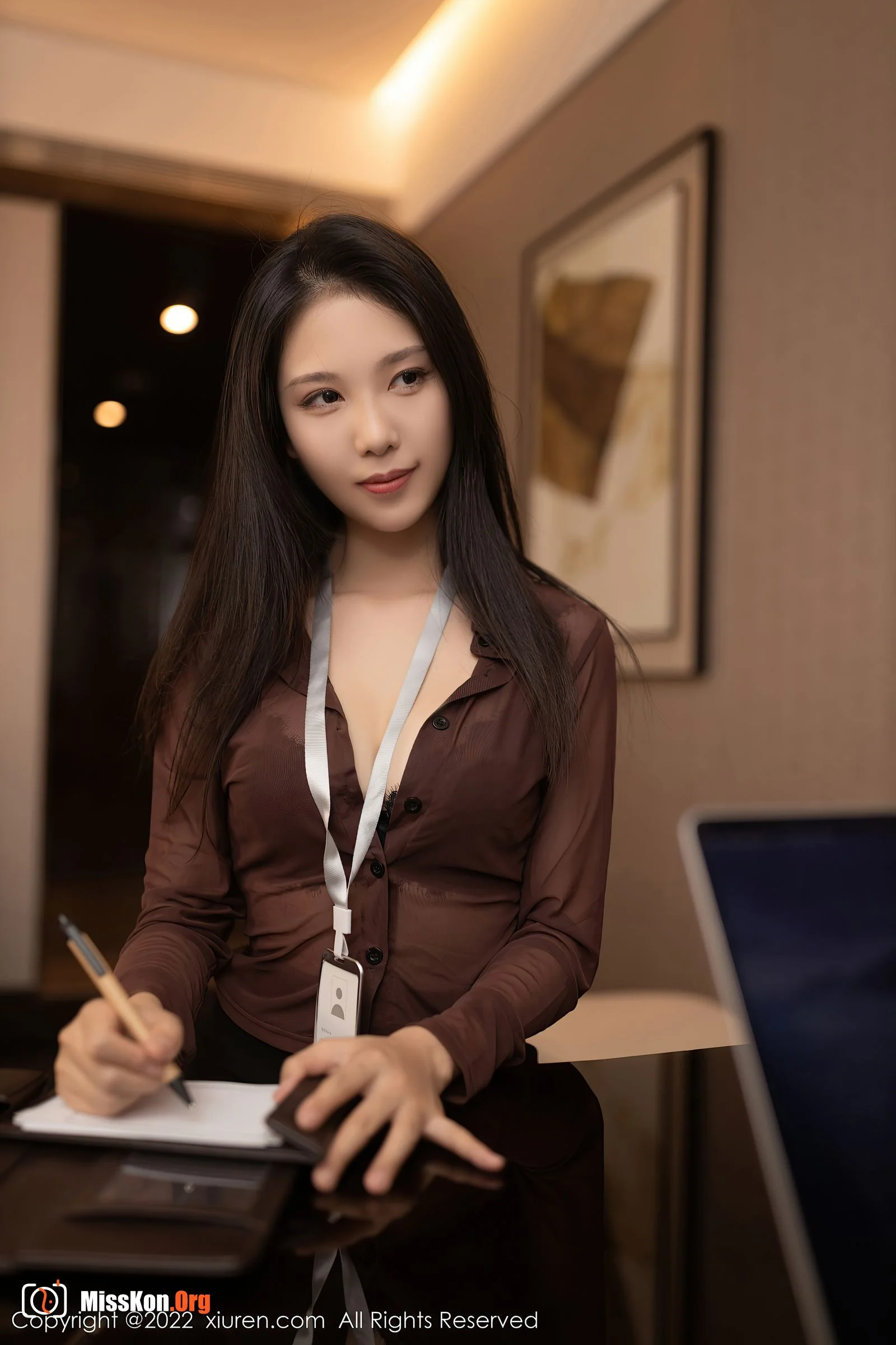 抖娘·利世《酒店里的加料咖啡》 - 照片 2