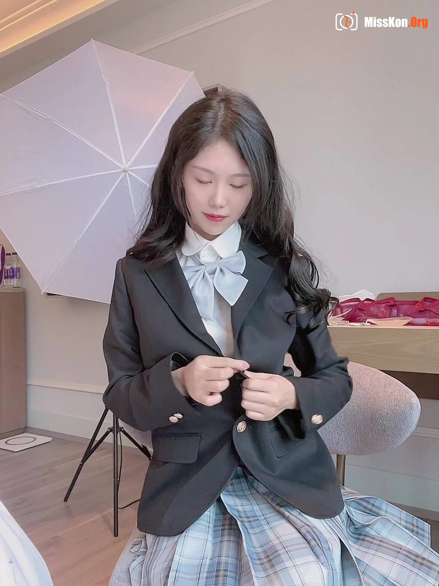 Douniang Lishi: JK Undressing - Photo 15