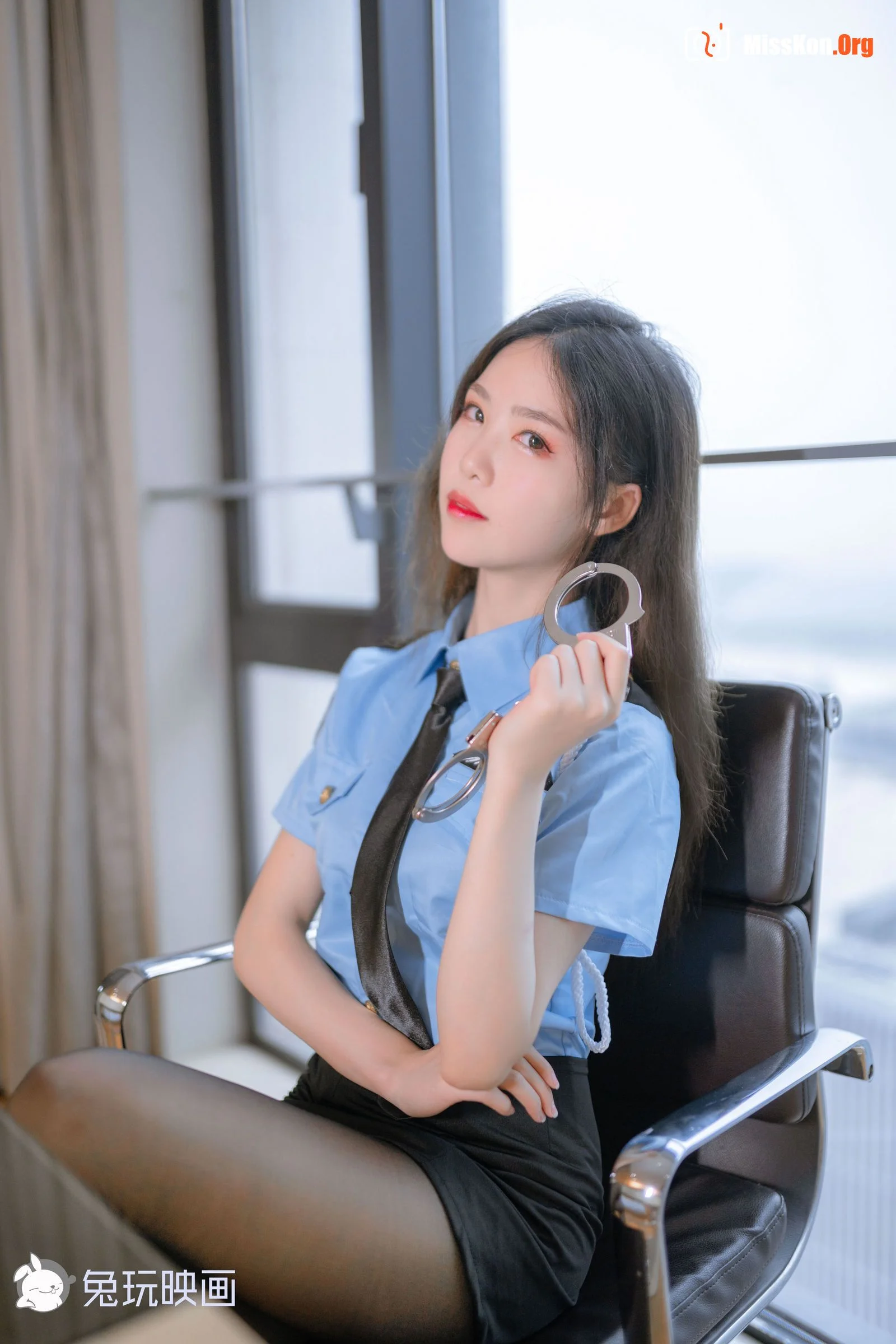 Douniang Lishi: Lady in uniform - Photo 15
