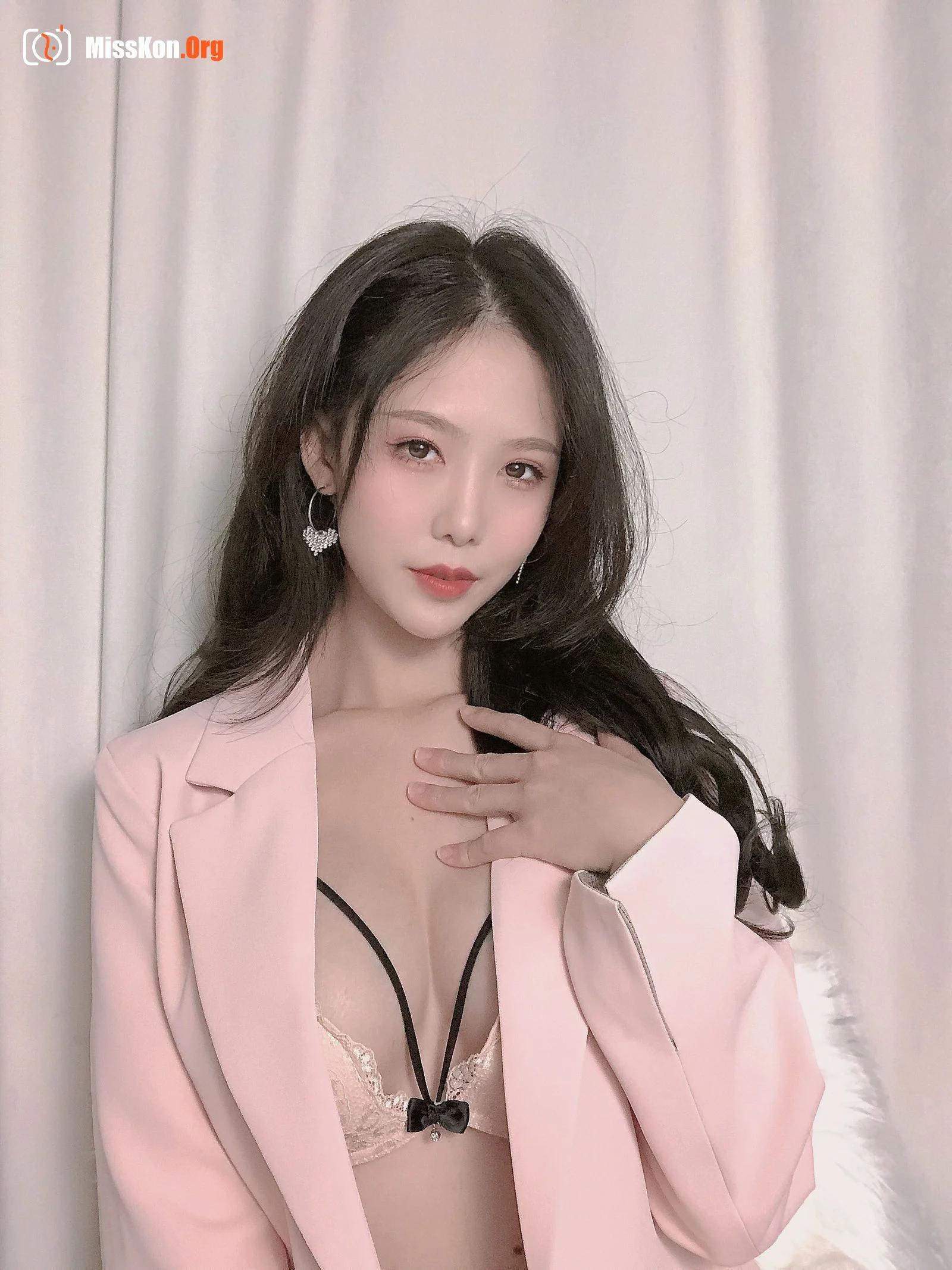 Douniang Lishi: Pink suit - Photo 12