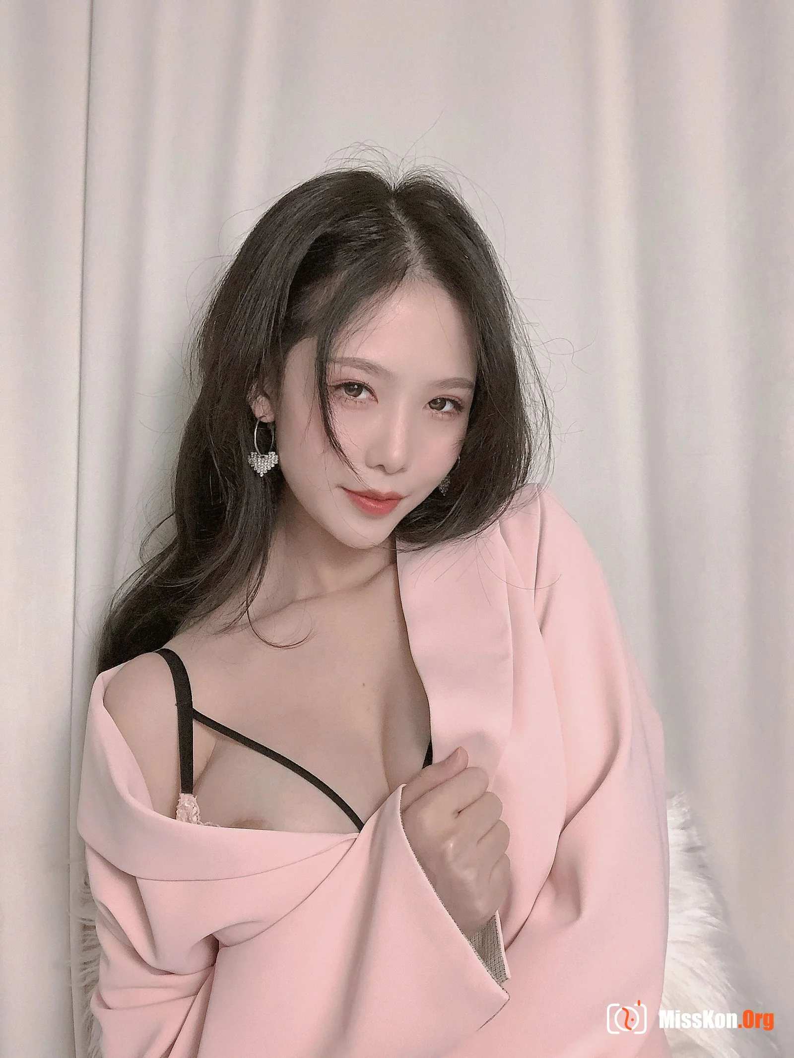 Douniang Lishi: Pink suit - Photo 9