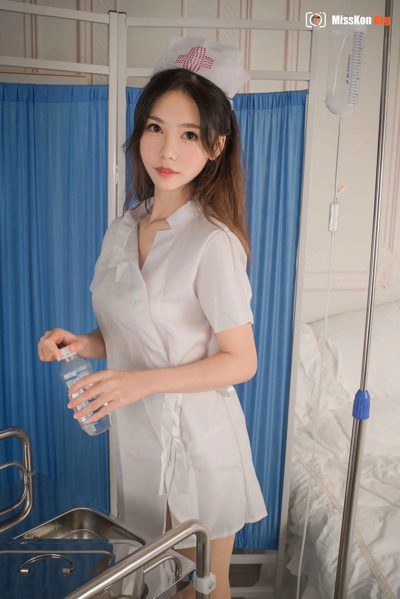 抖娘·利世《俏皮小护士》 - 照片 15