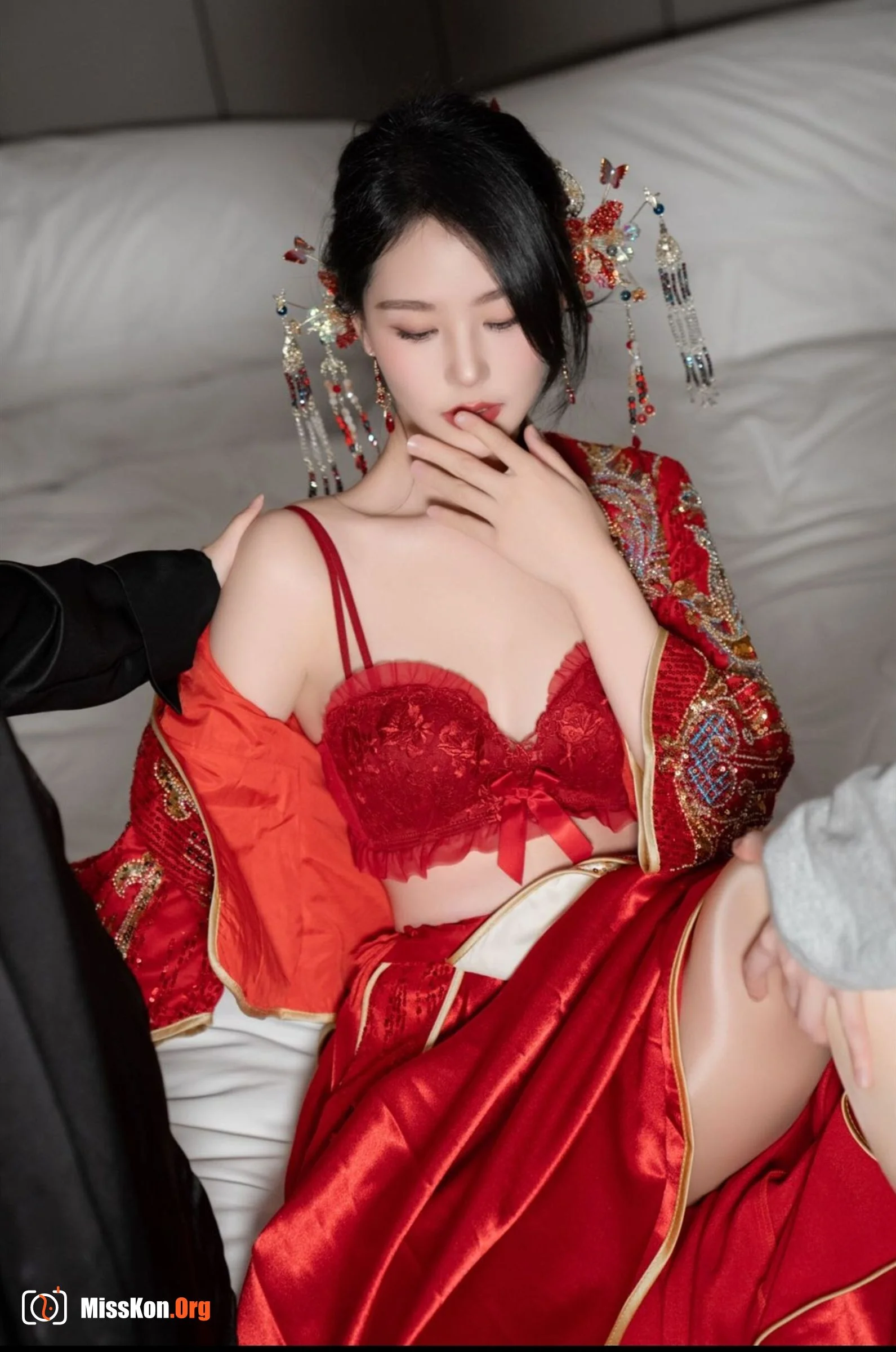 Douniang Lishi: The bride - Photo 13
