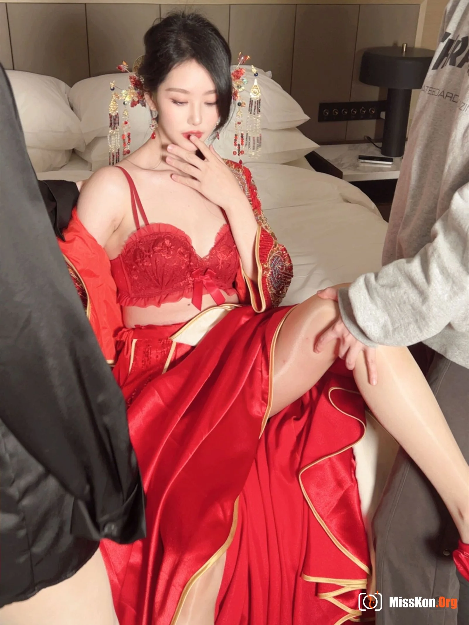 Douniang Lishi: The bride - Photo 16
