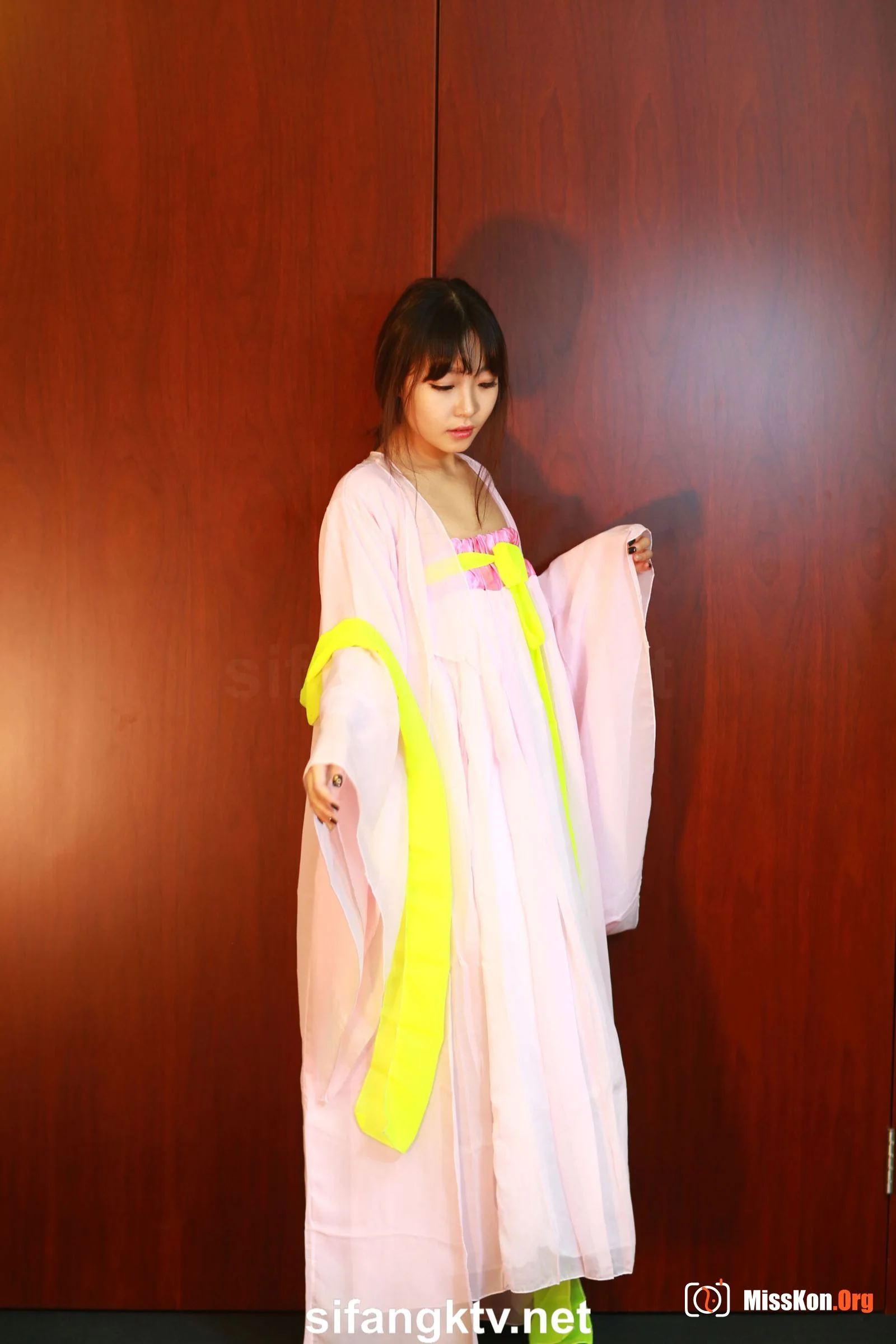 Du Yuhan: Costume (2016-09-07) - Photo 8