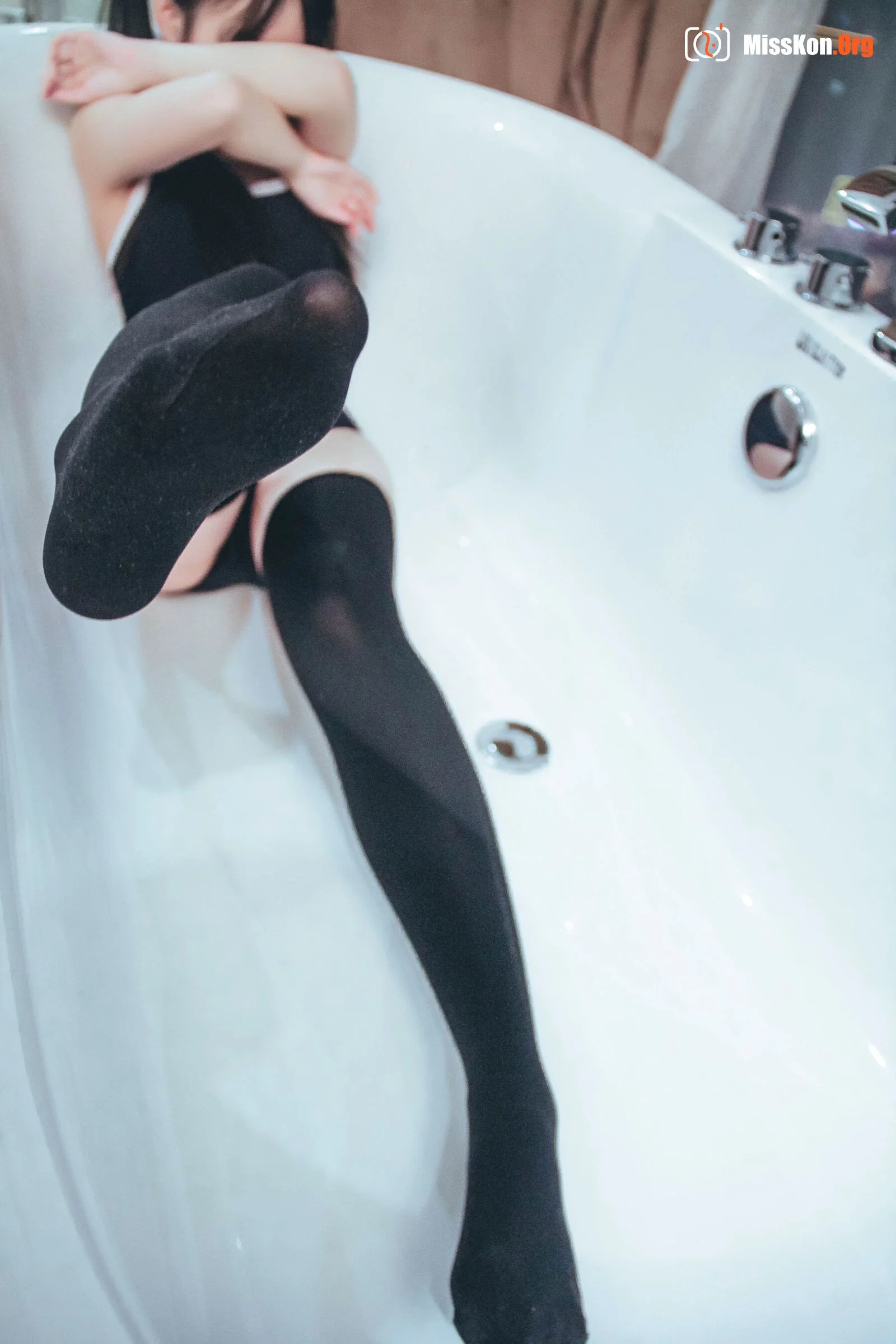 Dumpling Series: Bathing Girl - Photo 13