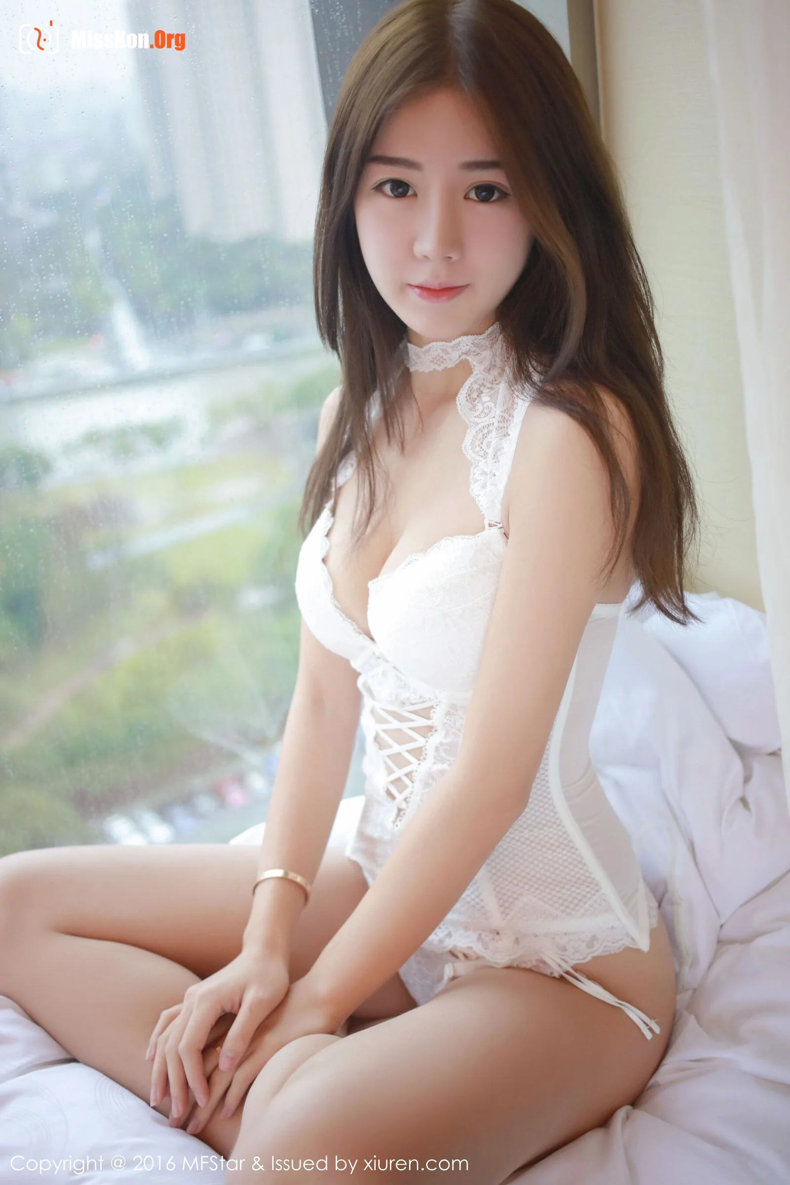 Egg Luna - Photo 2