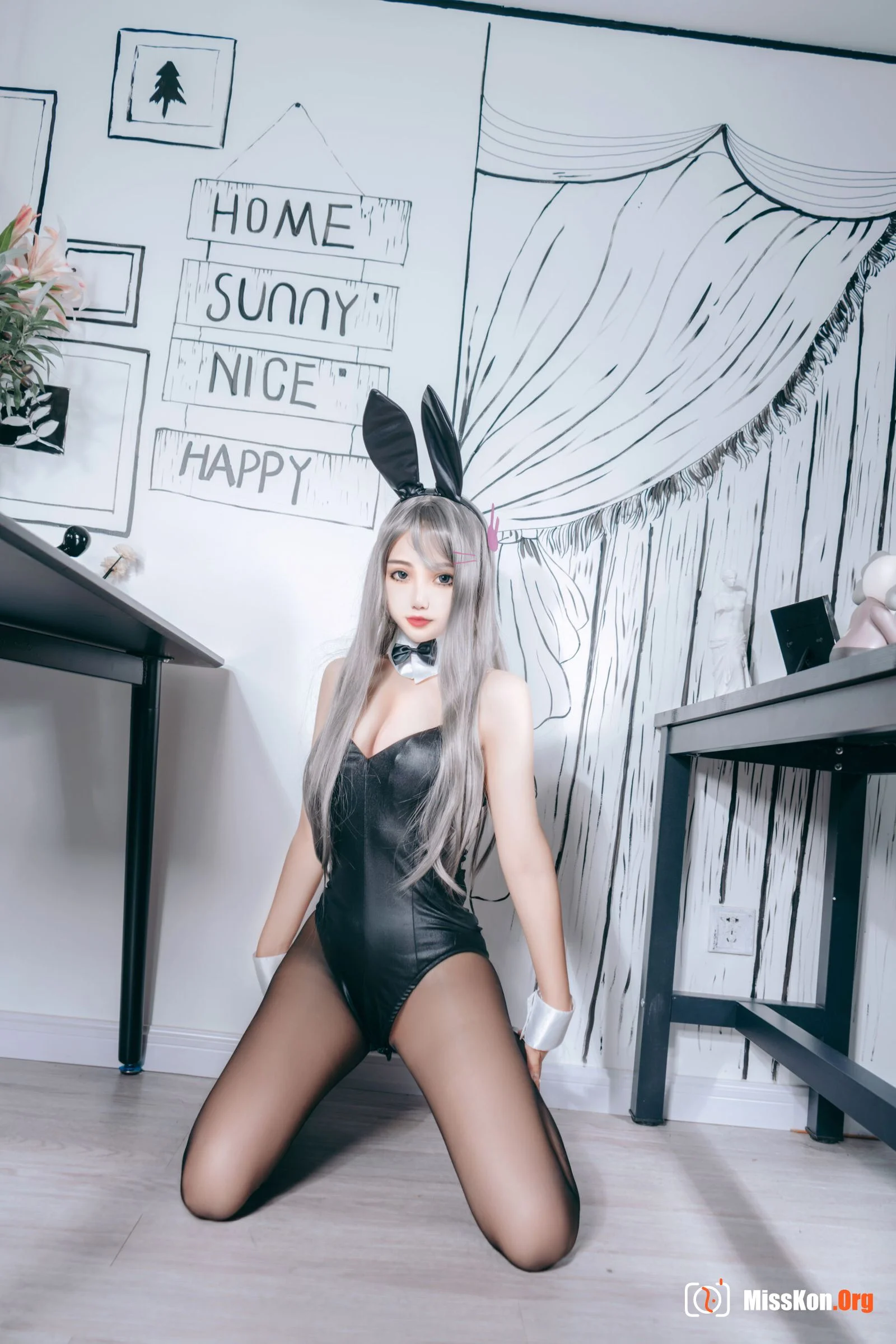 eloise Ruanruan: Bunny girl - Photo 14