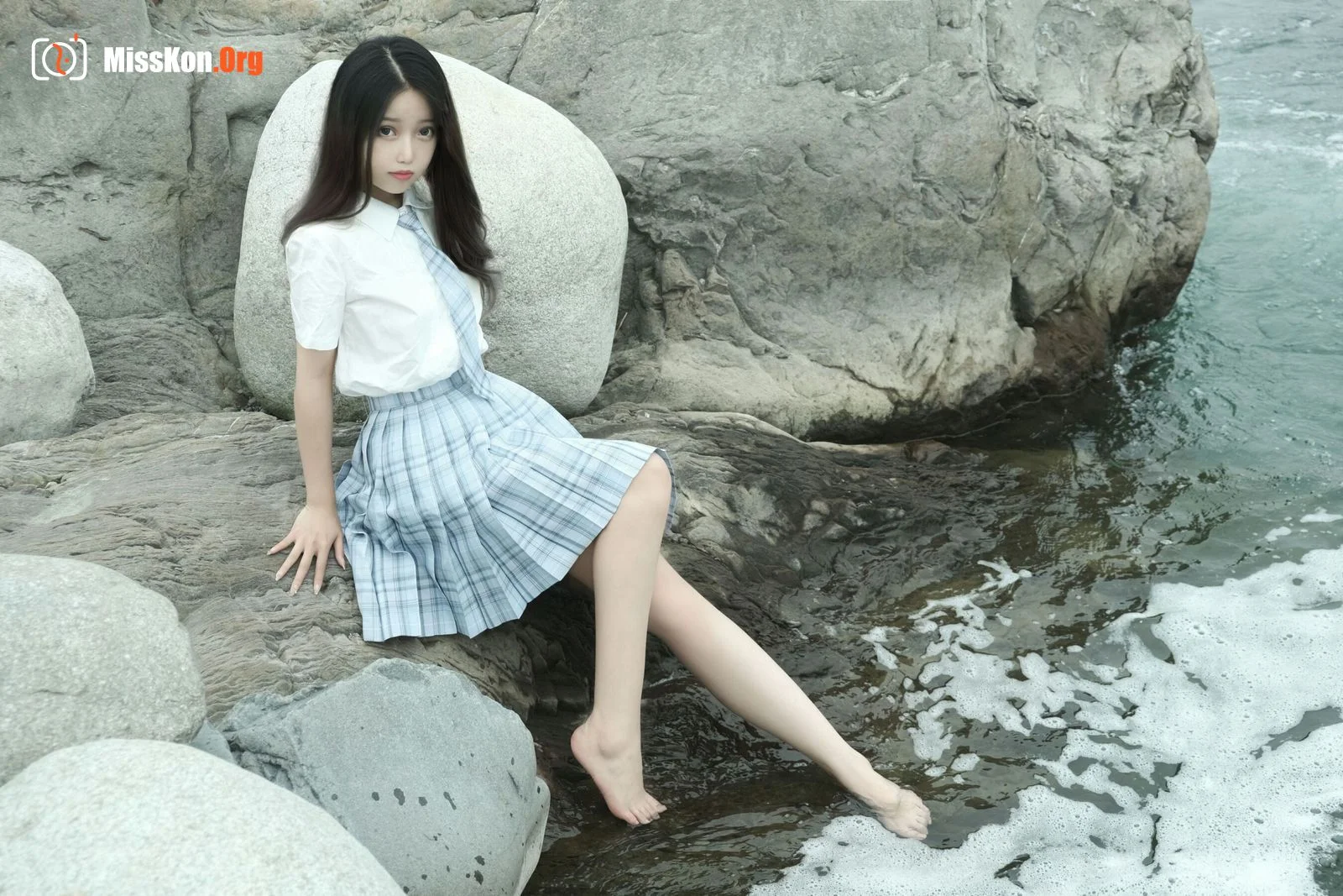 eloise Ruanruan: Riverside JK - Photo 8