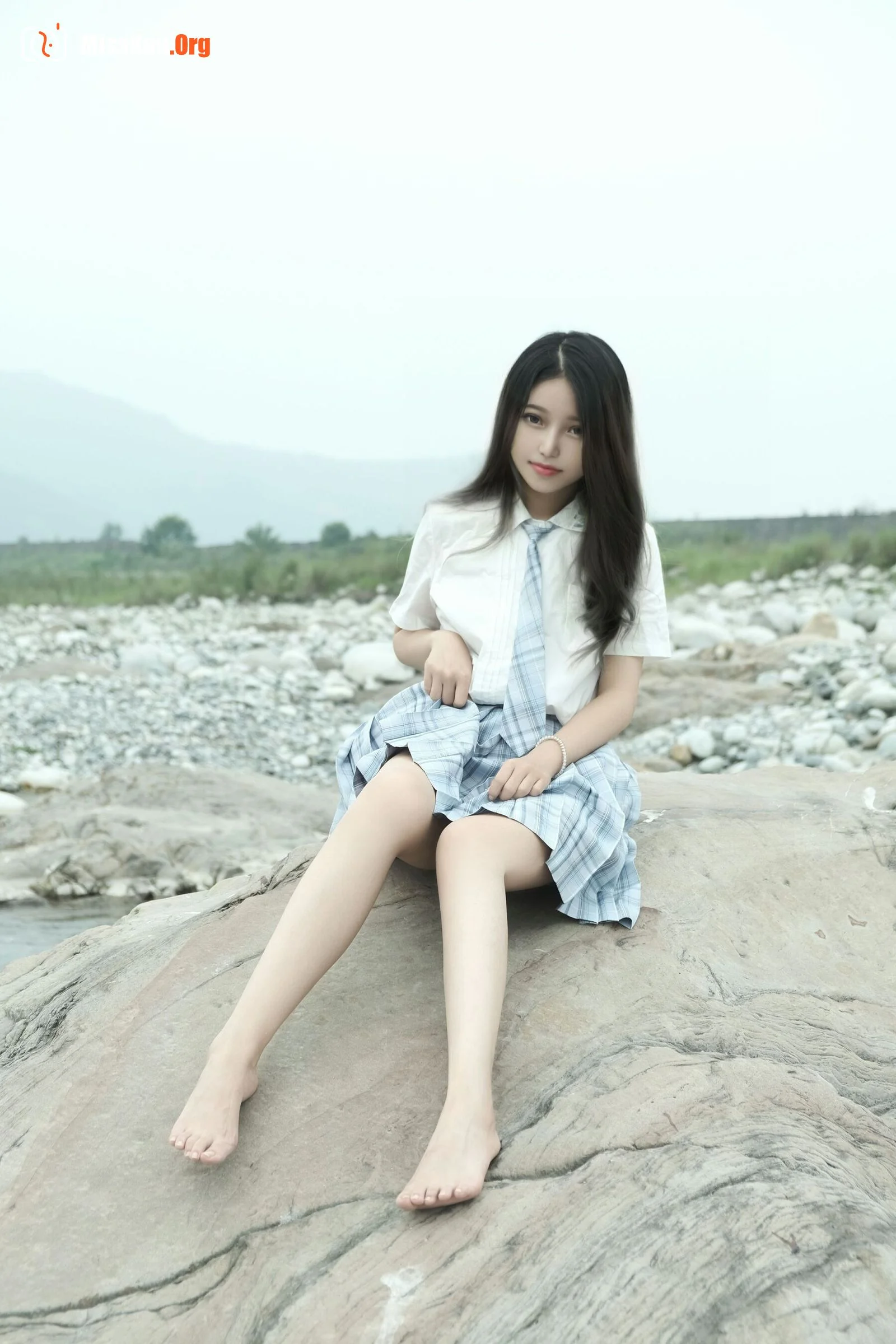 eloise Ruanruan: Riverside JK - Photo 9
