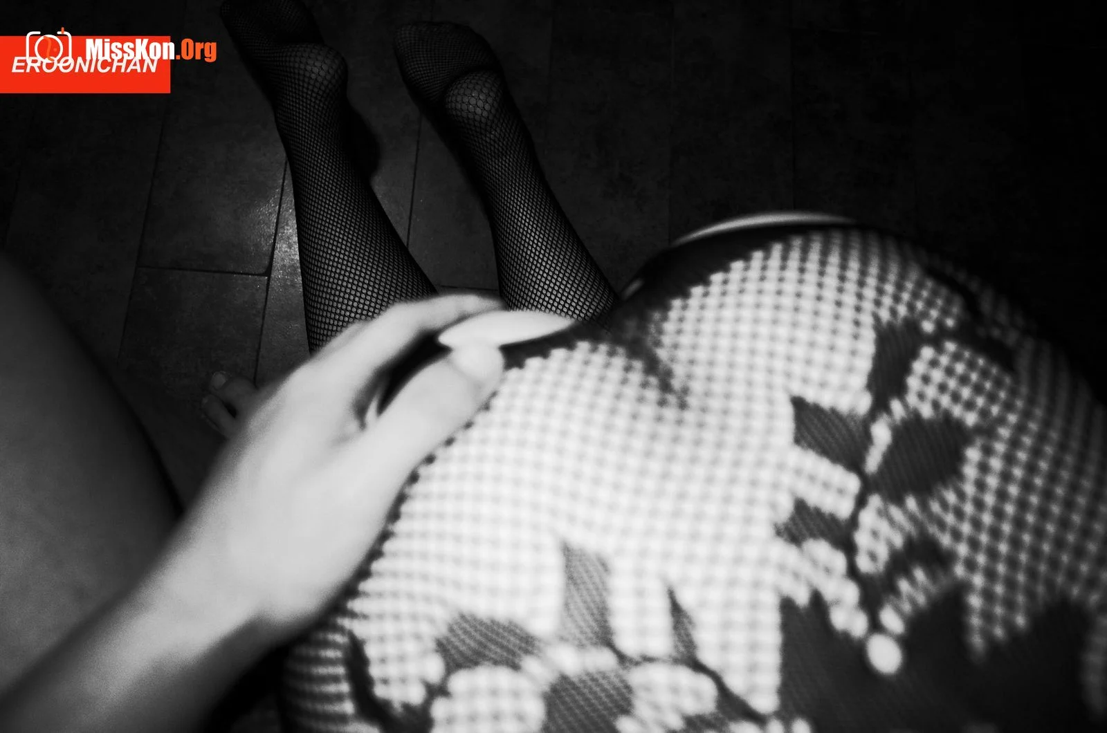 EROONICHAN May Subscription - Photo 17