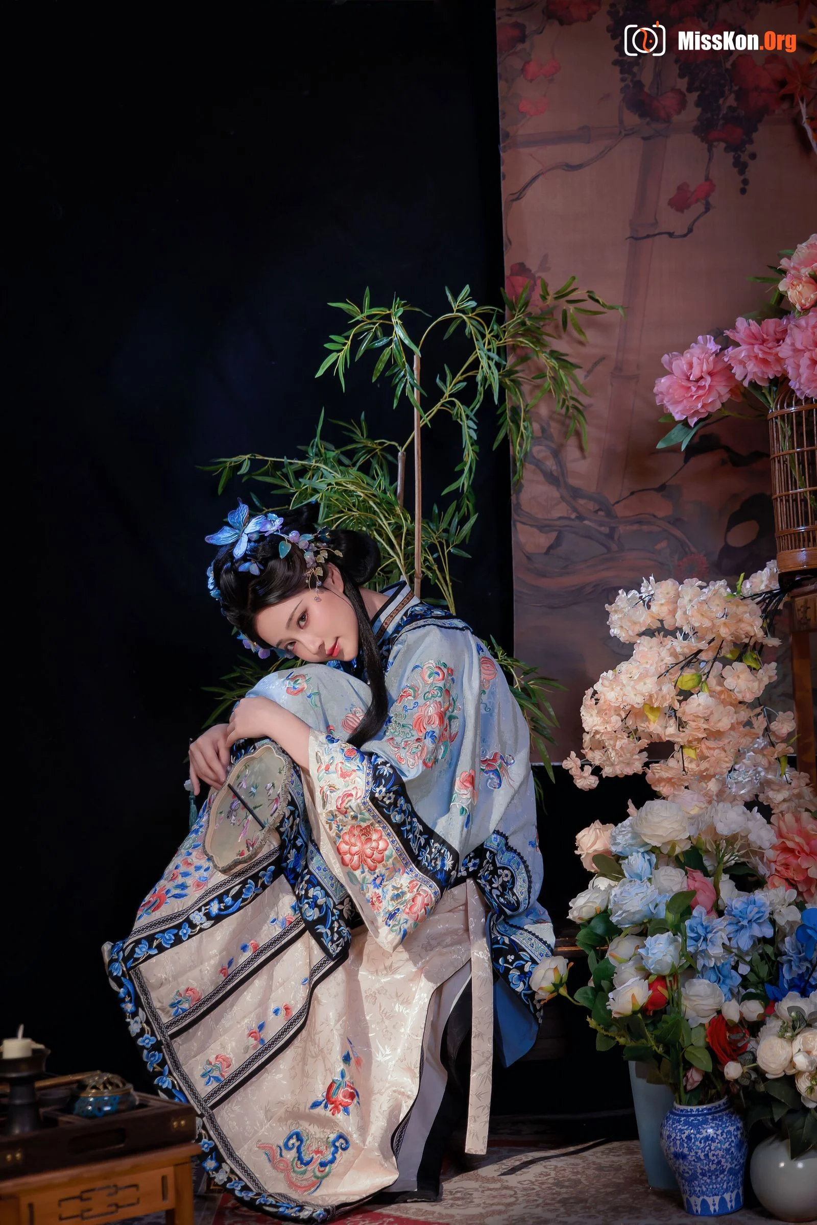 Every year, "Silk Orchid Tomb" - Photo 7