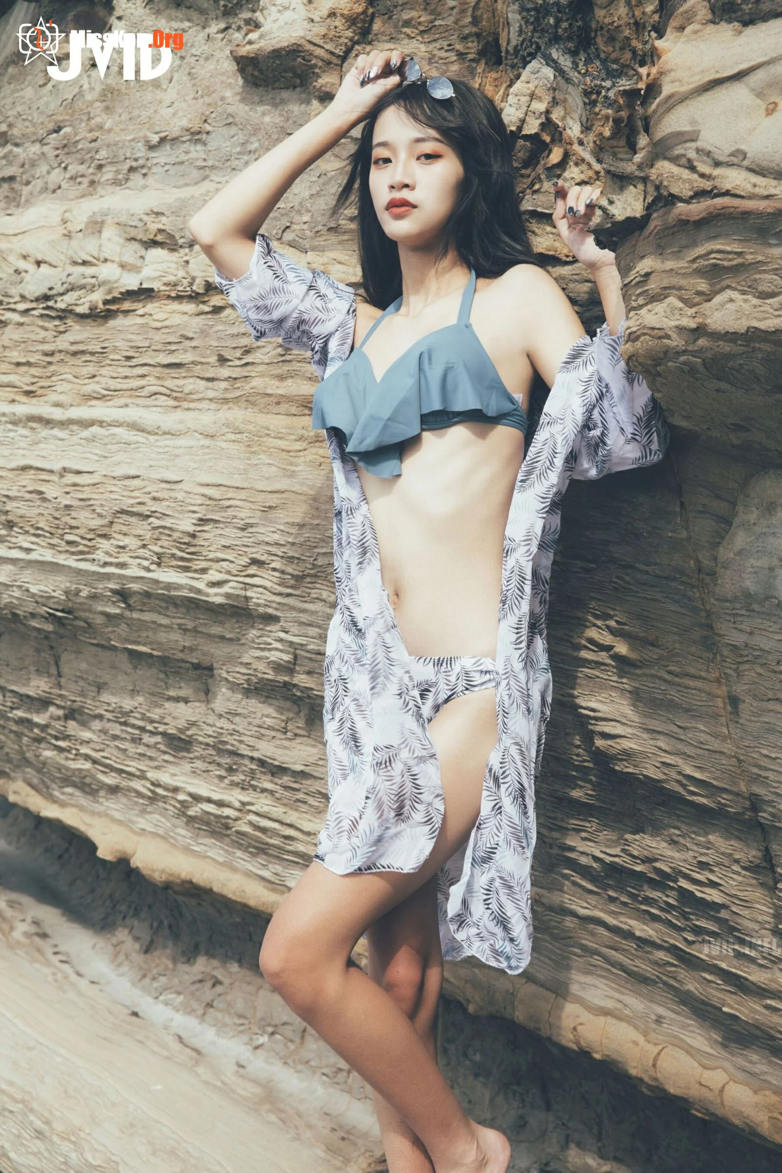 Fang language: Summer girl - Photo 2