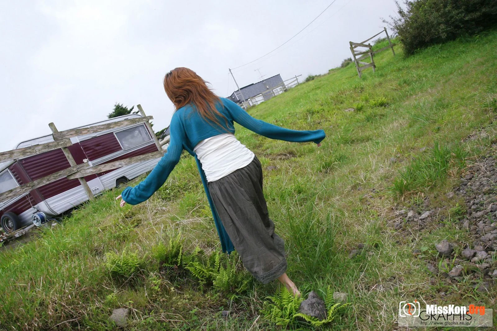 FIRST Gravure First nude girl (2006-11-23) - Photo 4
