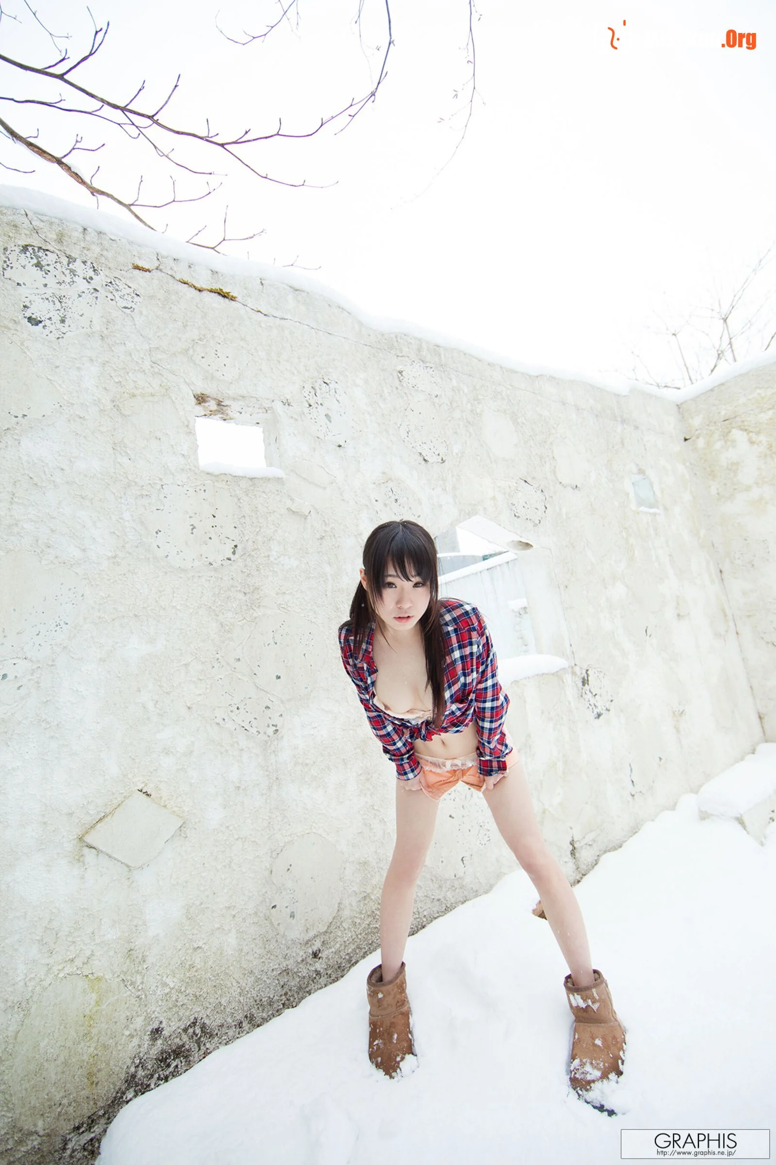FIRST Gravure First nude girl (2016-02-26) - Photo 12