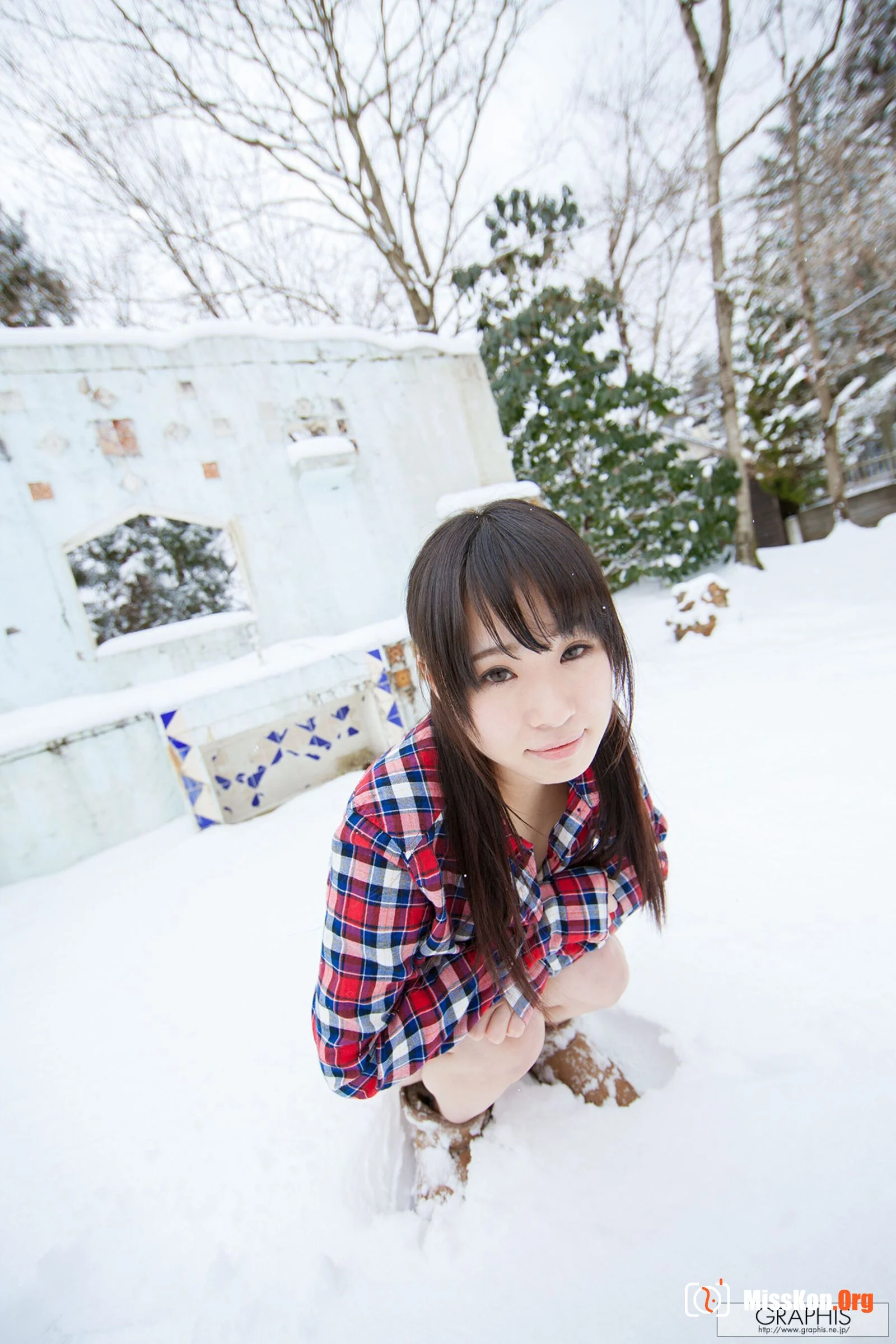 FIRST Gravure First nude girl (2016-02-26) - Photo 2
