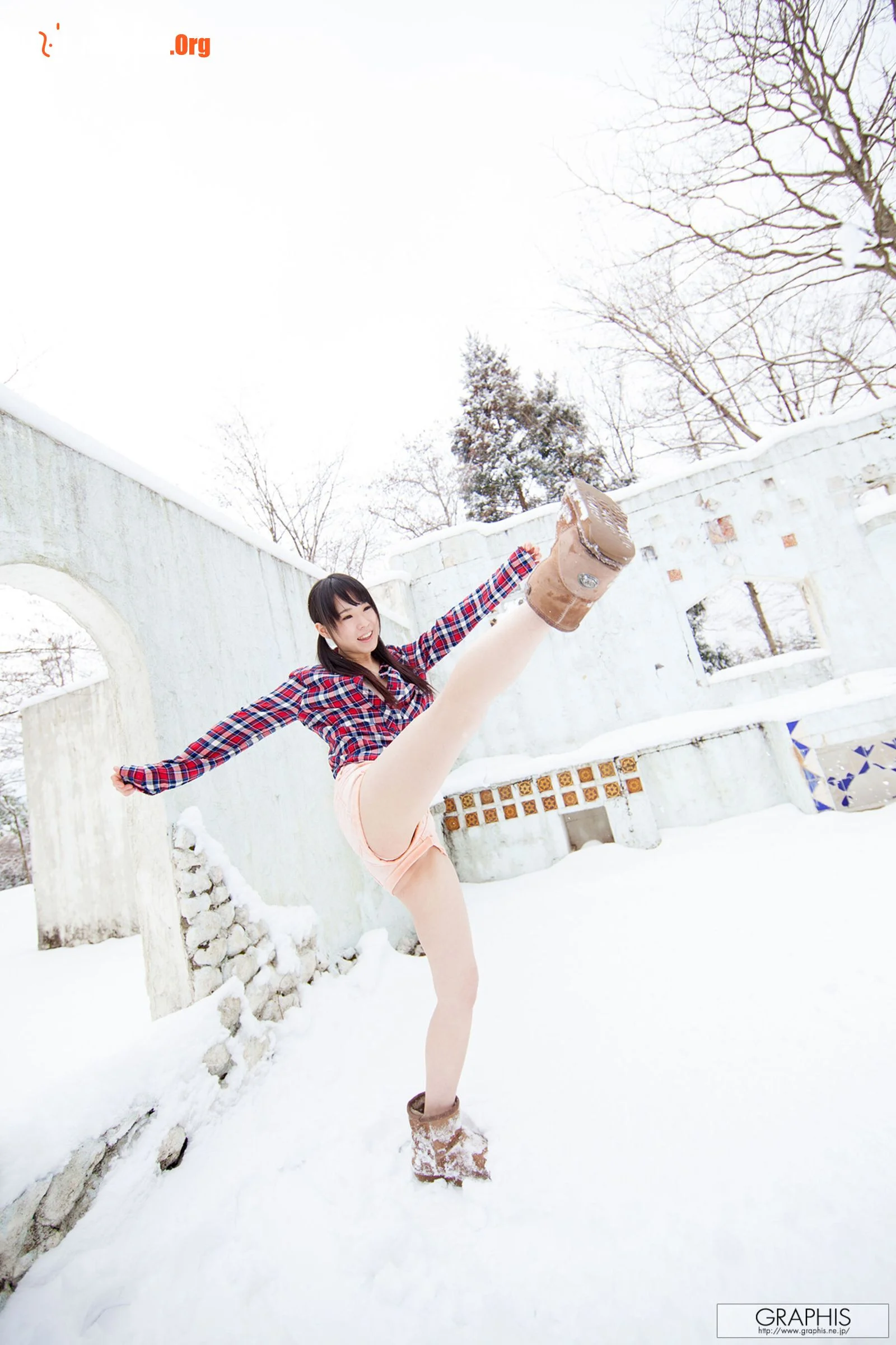 FIRST Gravure First nude girl (2016-02-26) - Photo 3
