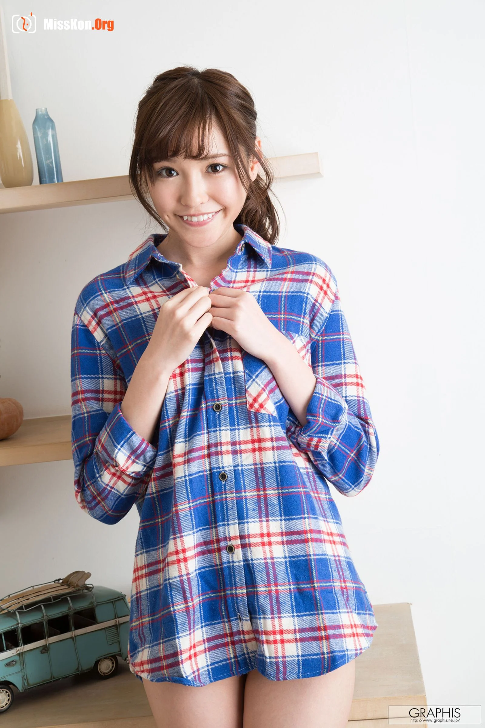 FIRST Gravure First nude girl (2016-03-18) - Photo 4