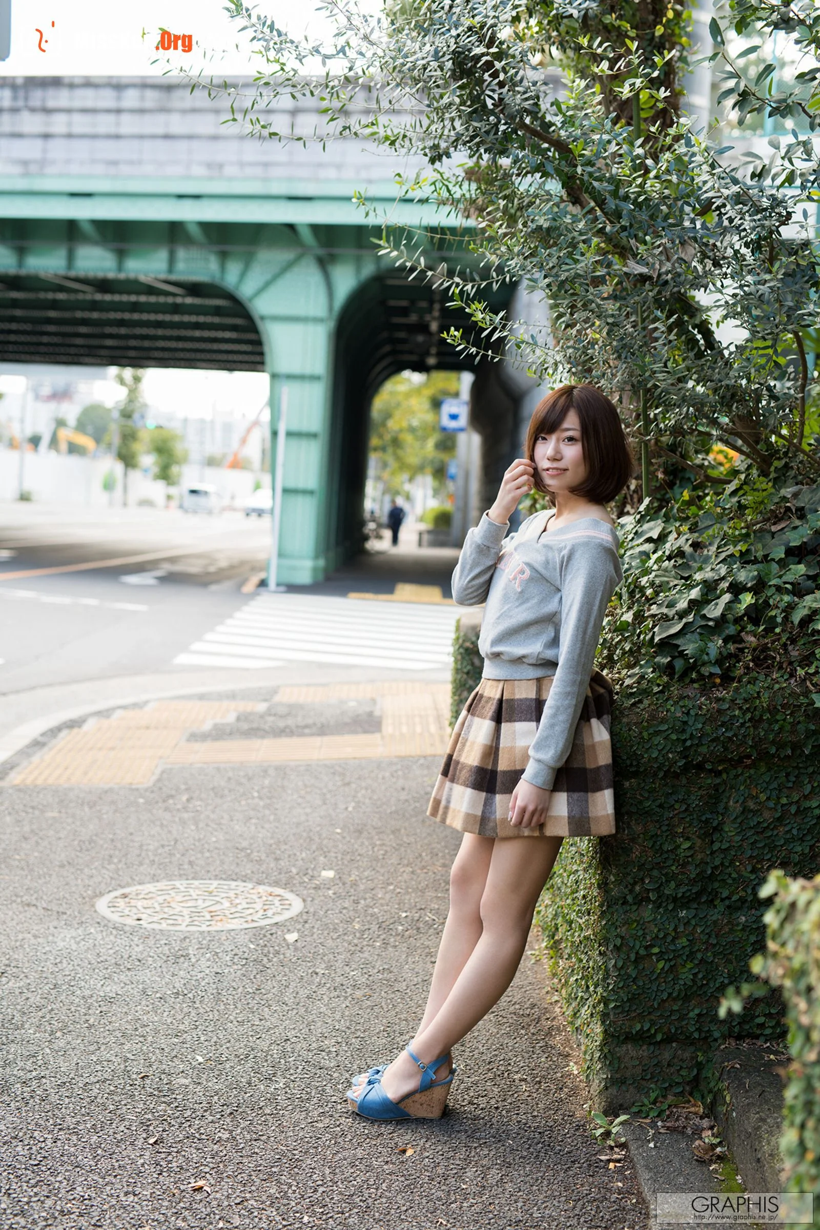 FIRST Gravure First nude girl (2016-11-18) - Photo 2