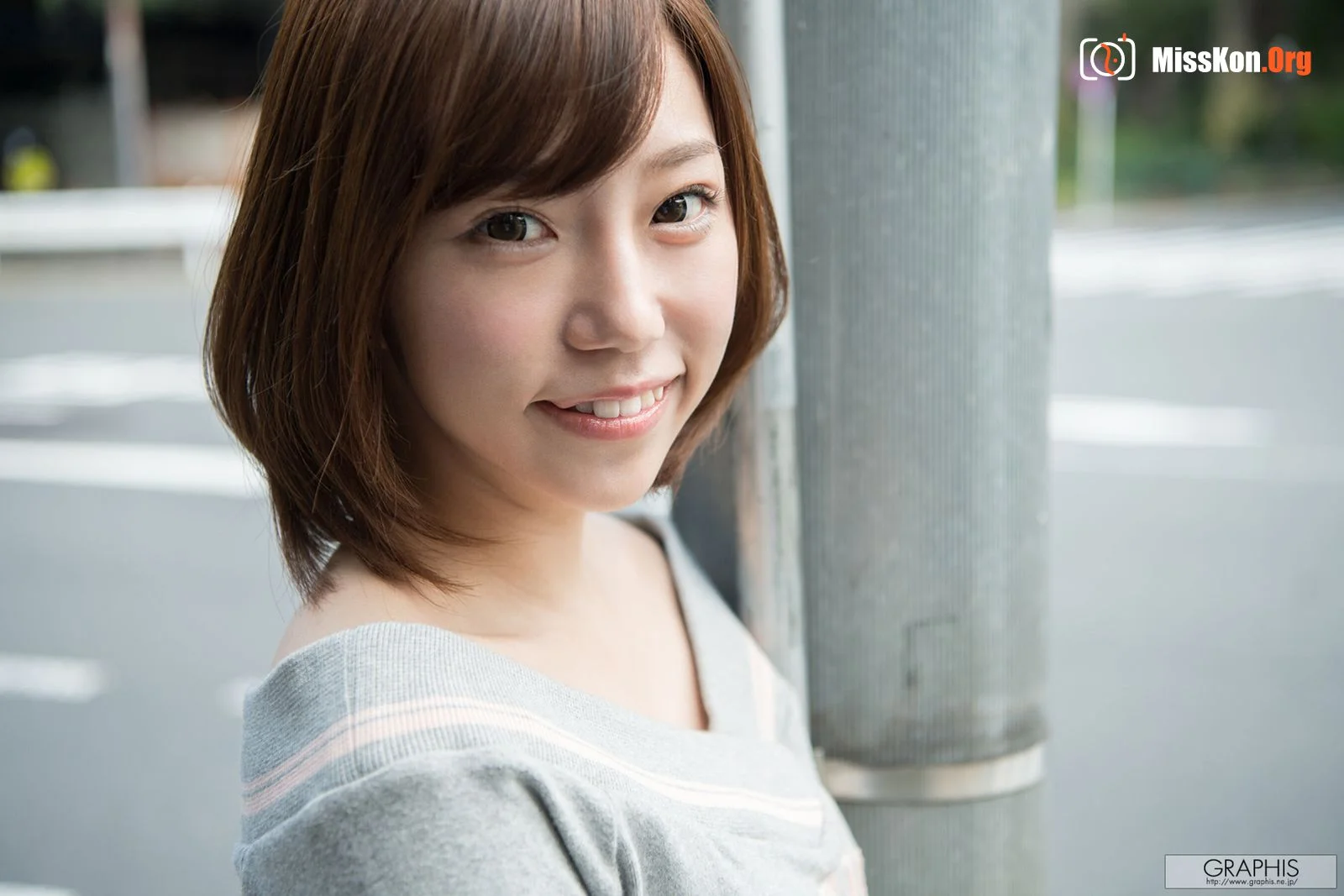 FIRST Gravure First nude girl (2016-11-18) - Photo 6