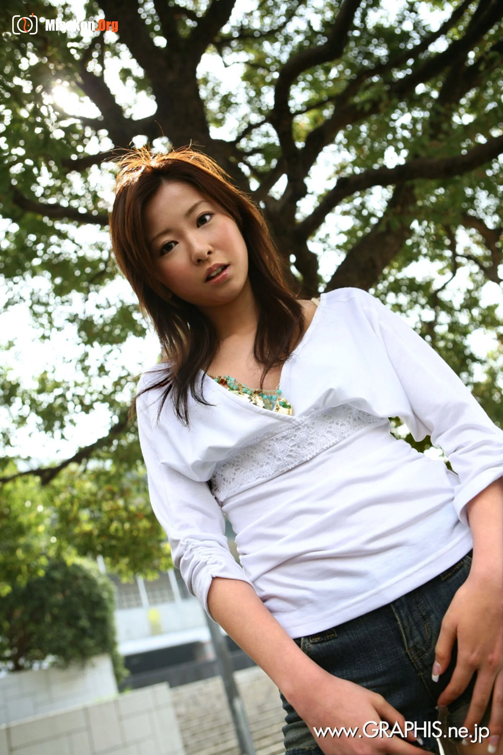 FIRST Gravure First nude girl - Photo 4