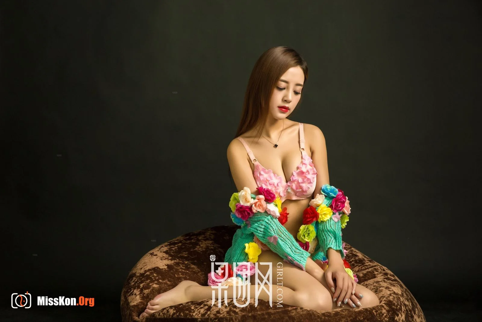 Gentle girl - Photo 19