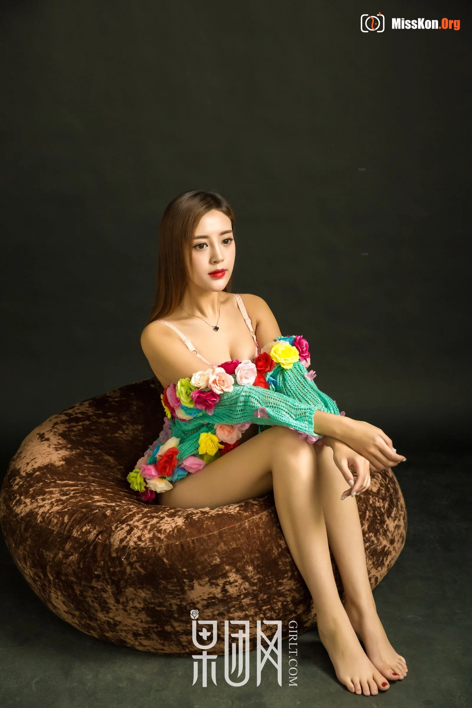 Gentle girl - Photo 8
