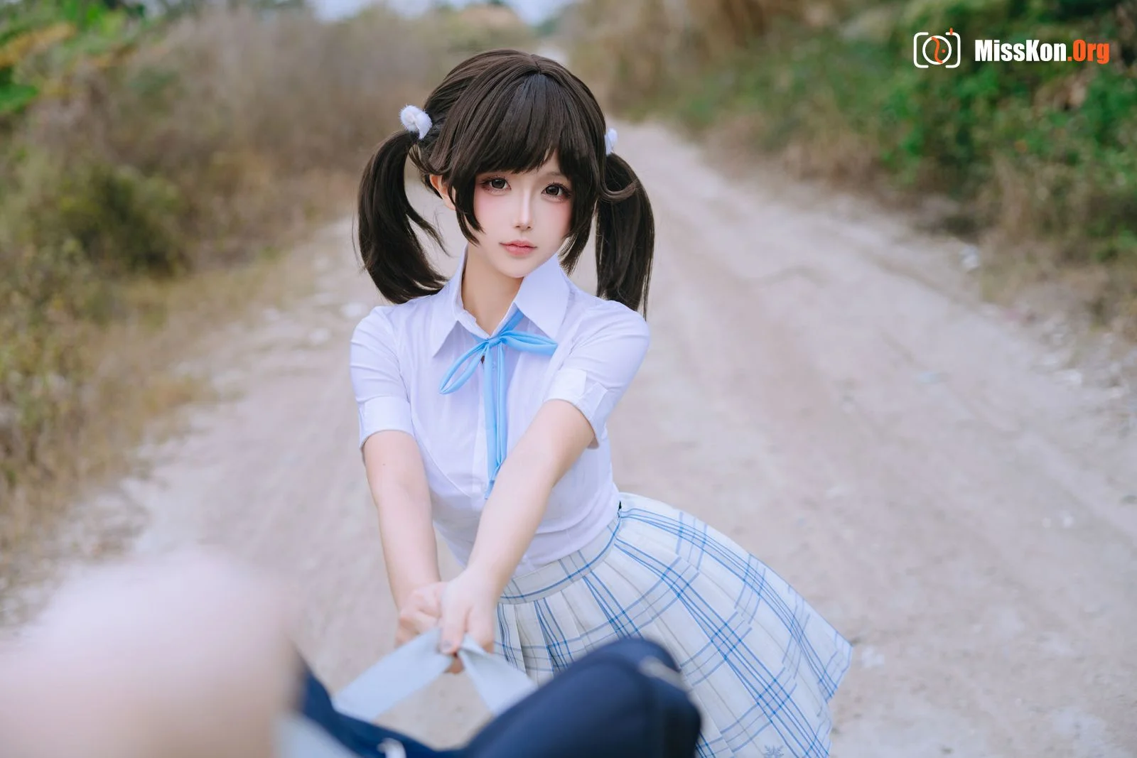 Girls' High School - Photo 4