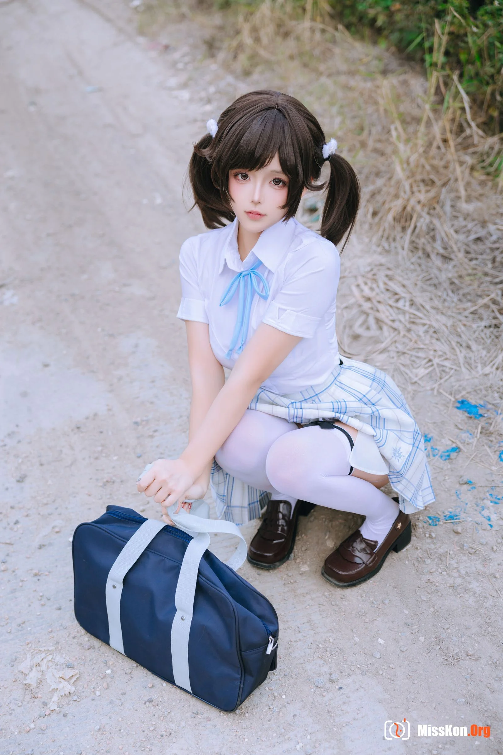 Girls' High School - Photo 5