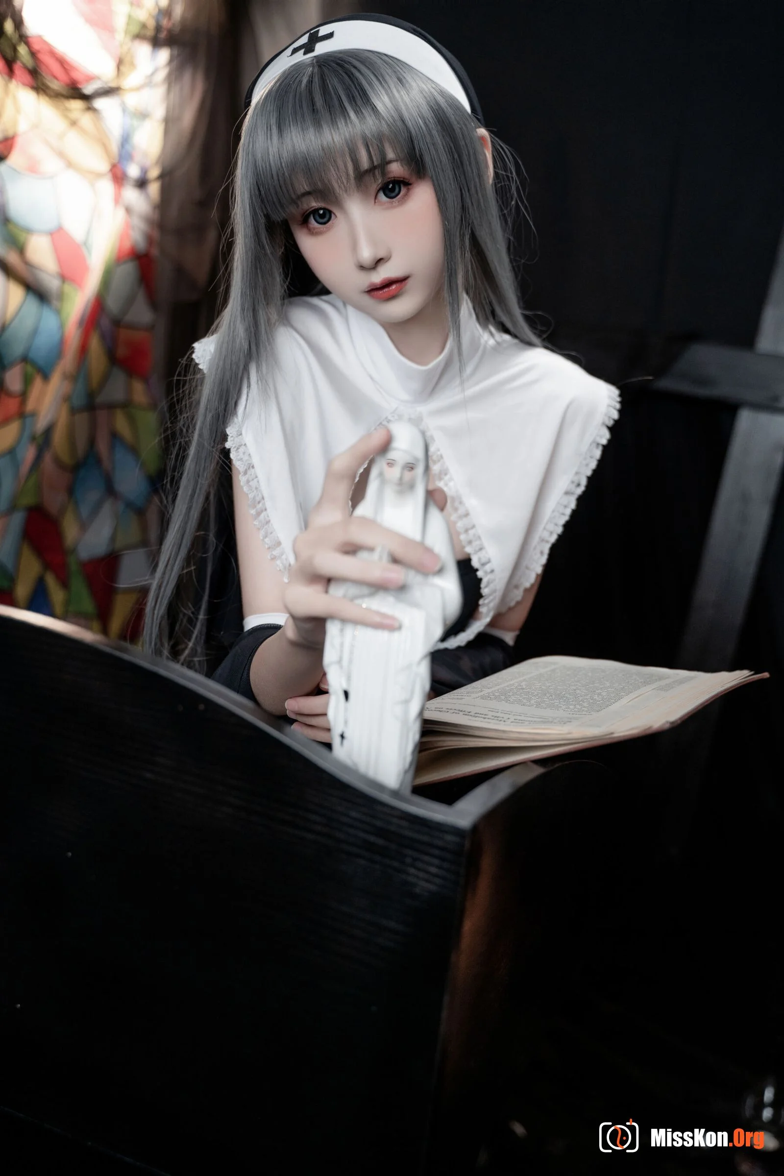 Goldfish kinngyo: Fallen nun - Photo 5