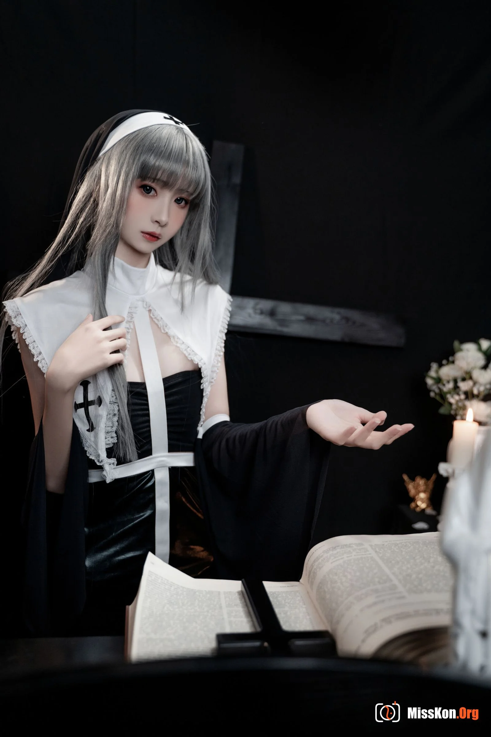 Goldfish kinngyo: Fallen nun - Photo 7