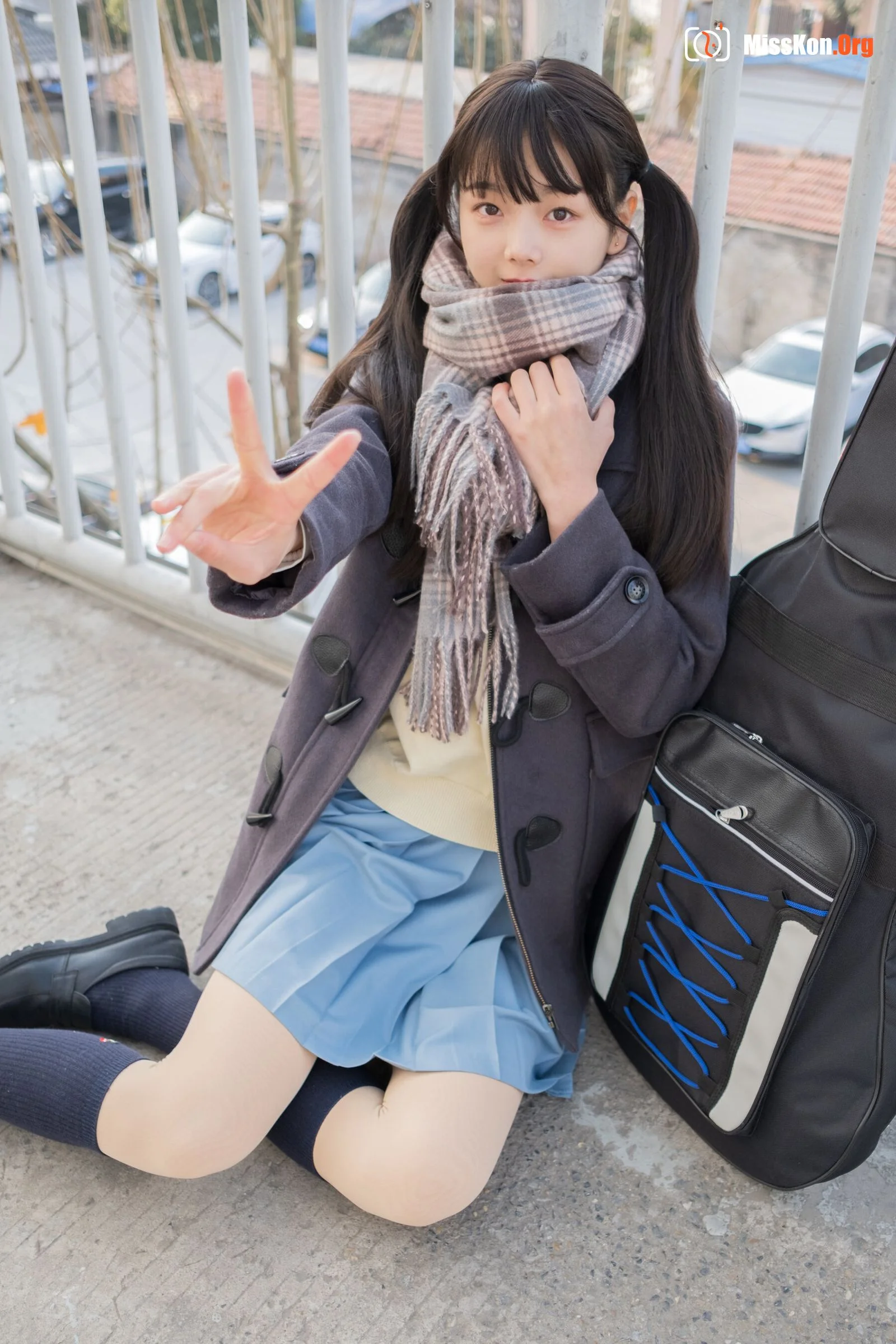 Guitar Girl (Childlike Picture Book) - Photo 23
