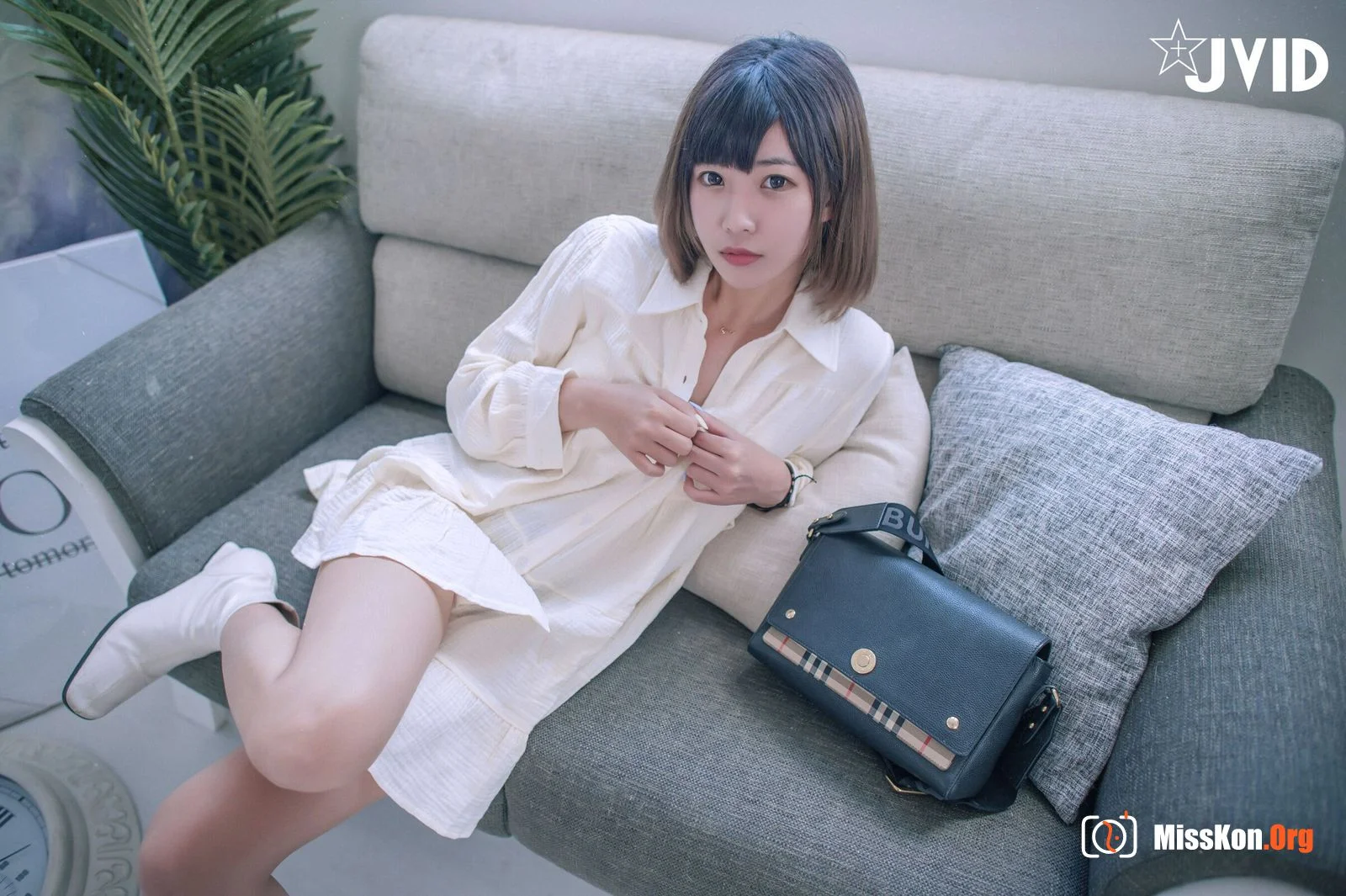 Guo Baobao "Interview with a Perverted Company" - Photo 5