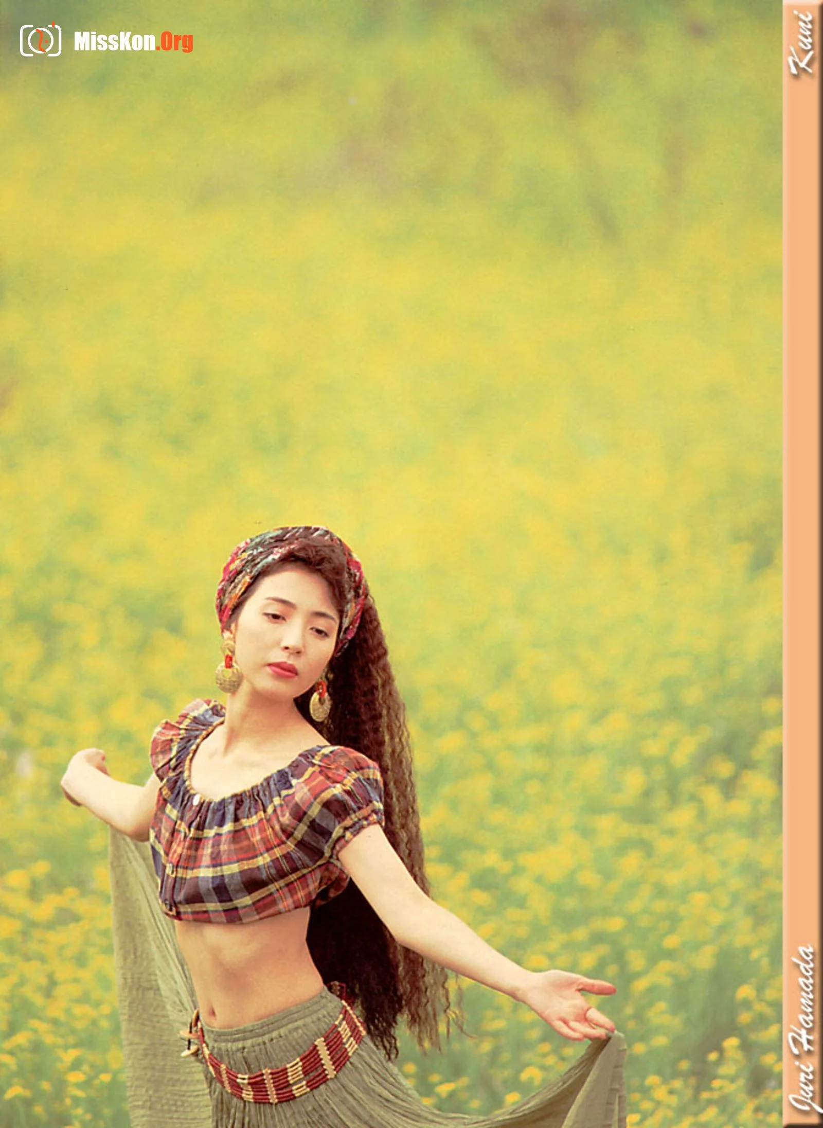 Hamada Akari - Photo 9