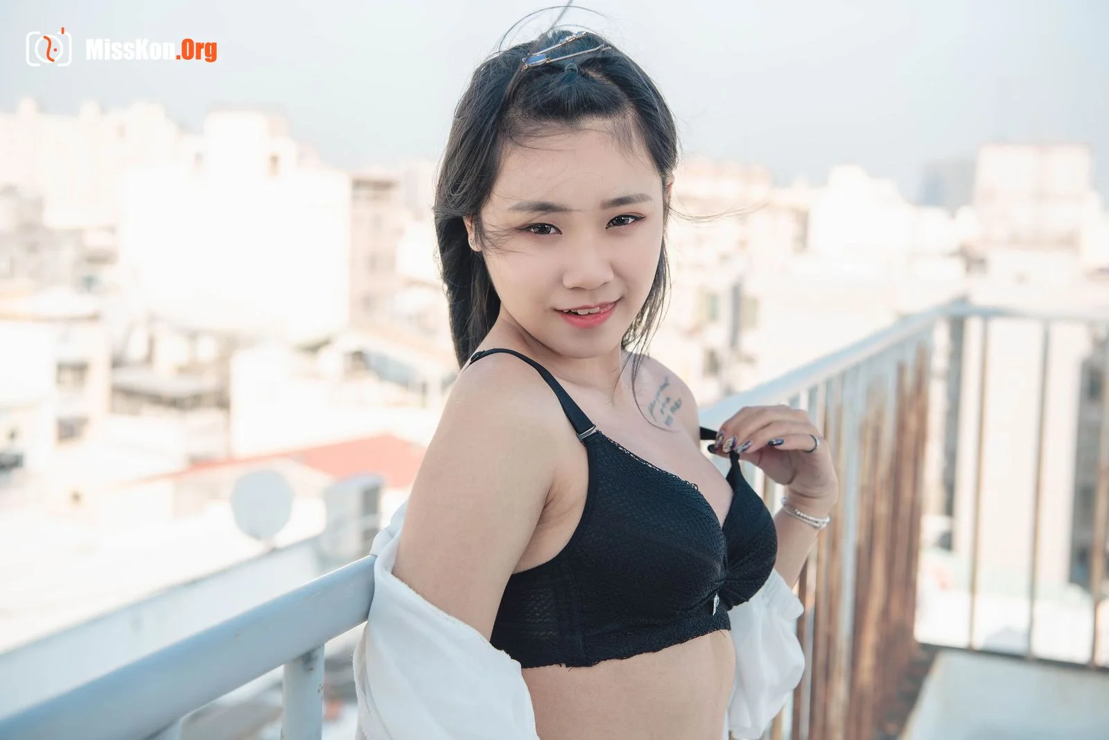 Han Tang: Photo album - Photo 12