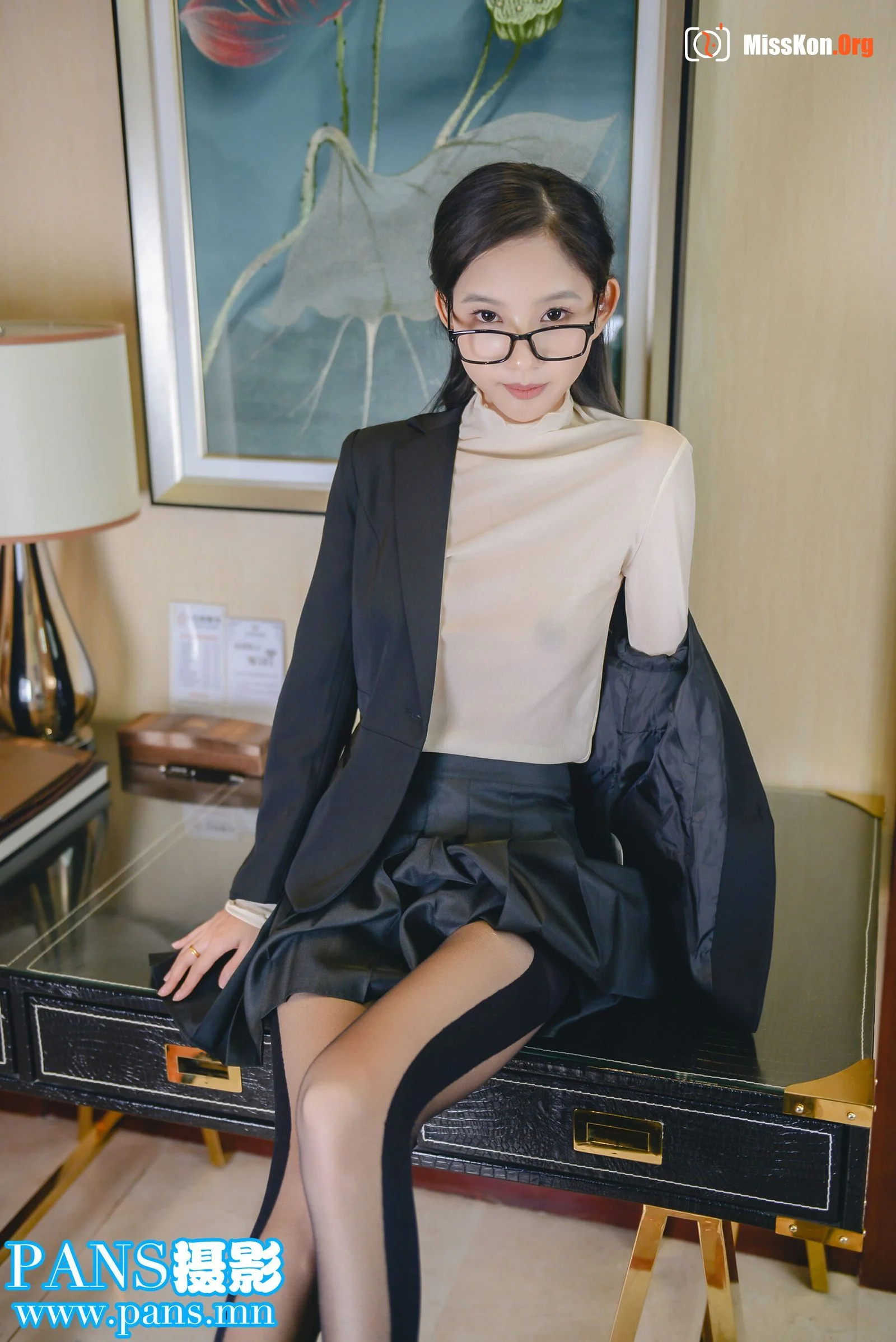 He He - Photo 8